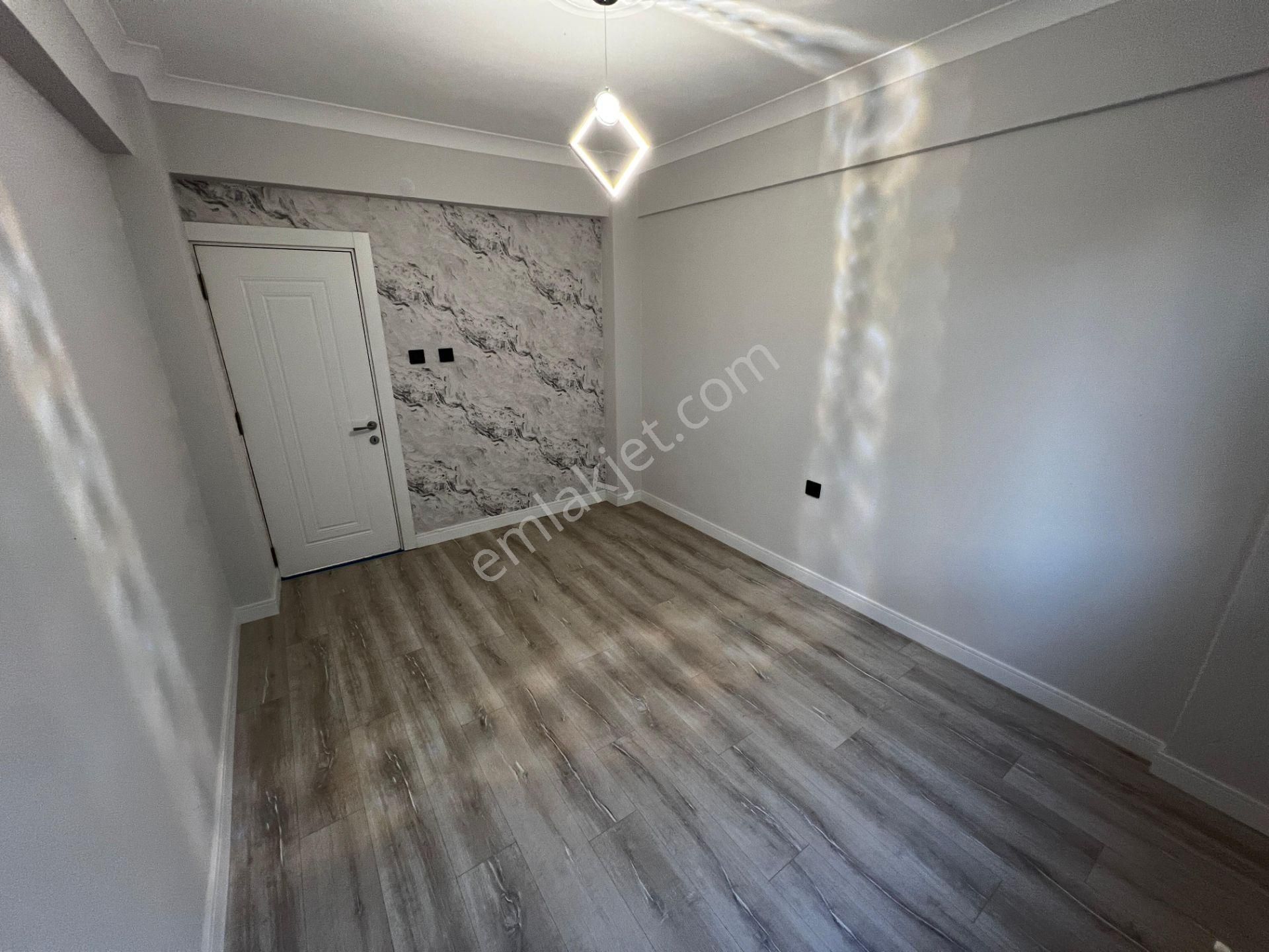 Yiğit'ten Altınkum'da Geniş Cam Balkon Ve Full Yapılı Lüks 2+1 - Görsel 23