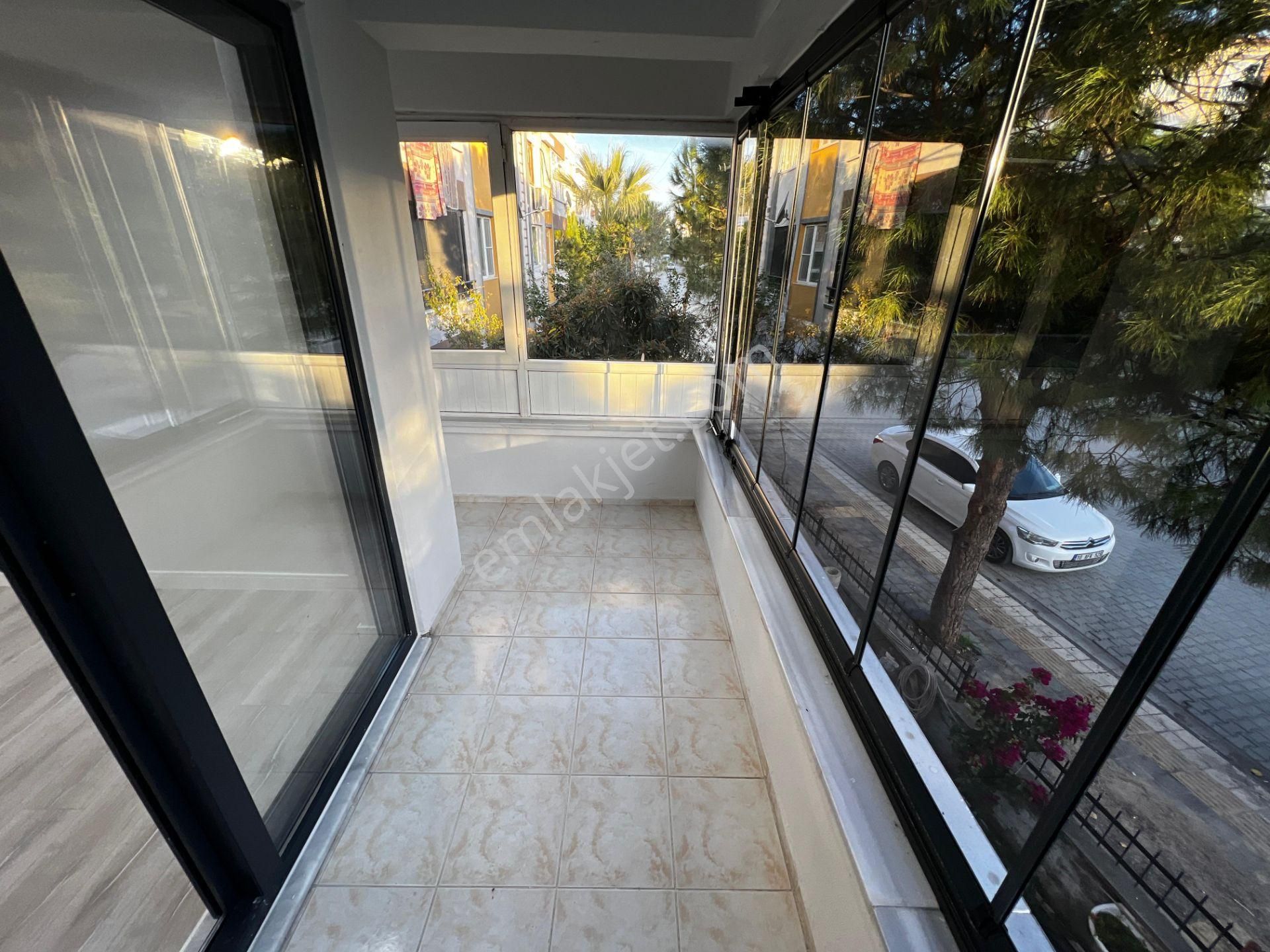 Yiğit'ten Altınkum'da Geniş Cam Balkon Ve Full Yapılı Lüks 2+1 - Görsel 13