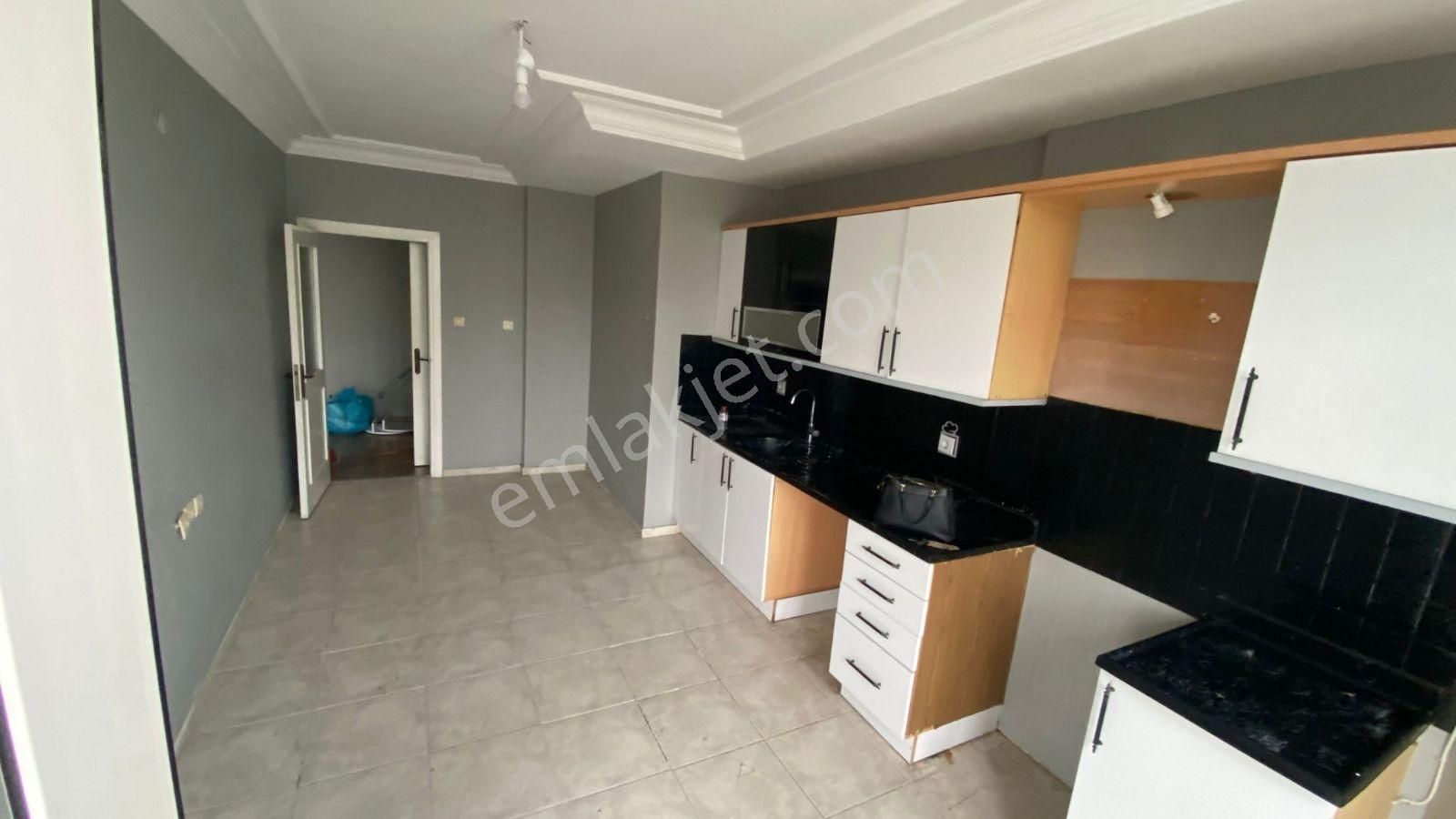 Hayalpark Civarı 3+1 Kapalı Mutfak Kiralık Daire - Görsel 19