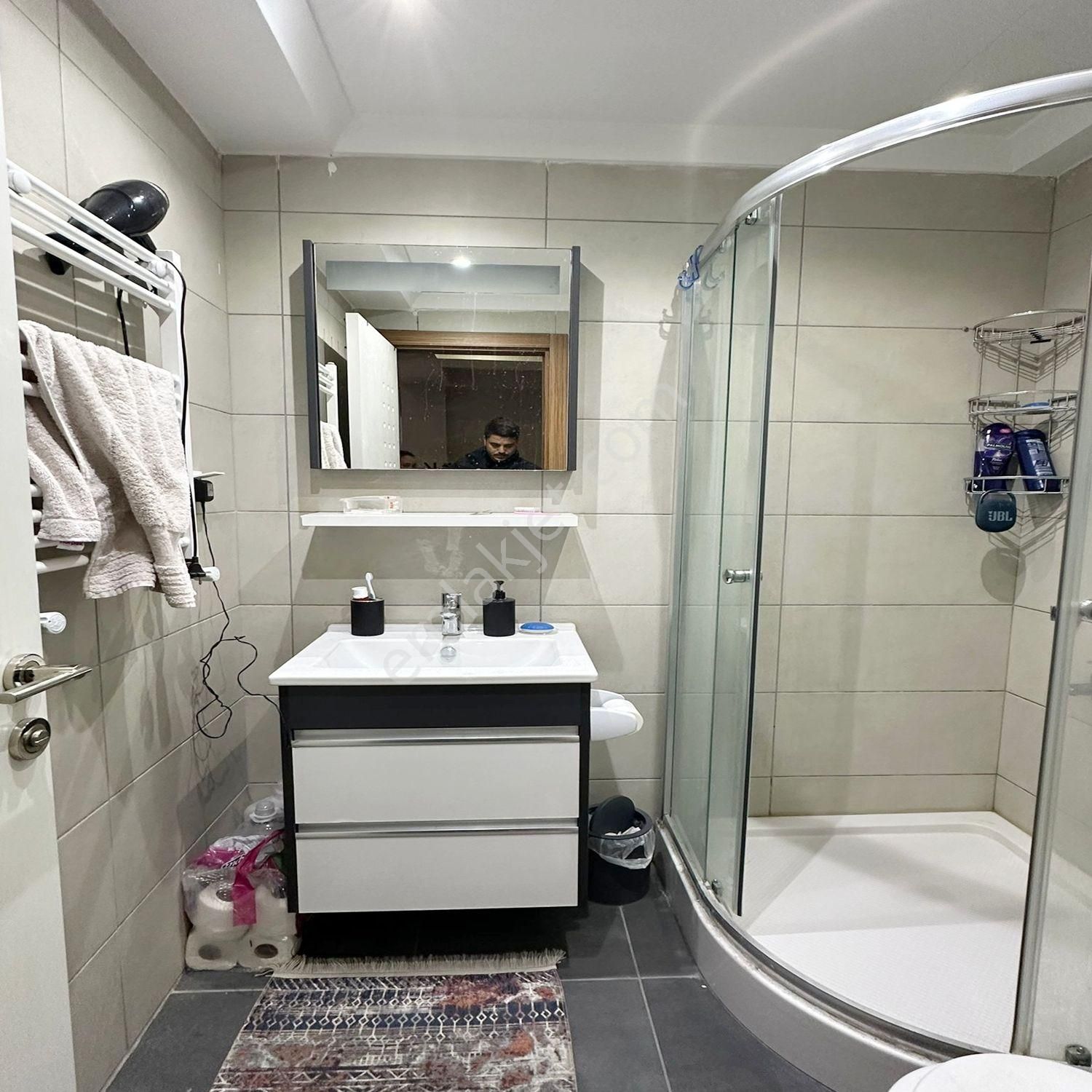 Cumhuriyet Mahallesinde Site İçi Full Eşyalı 1+1 Kiralık Daire Fırsatı - Görsel 9