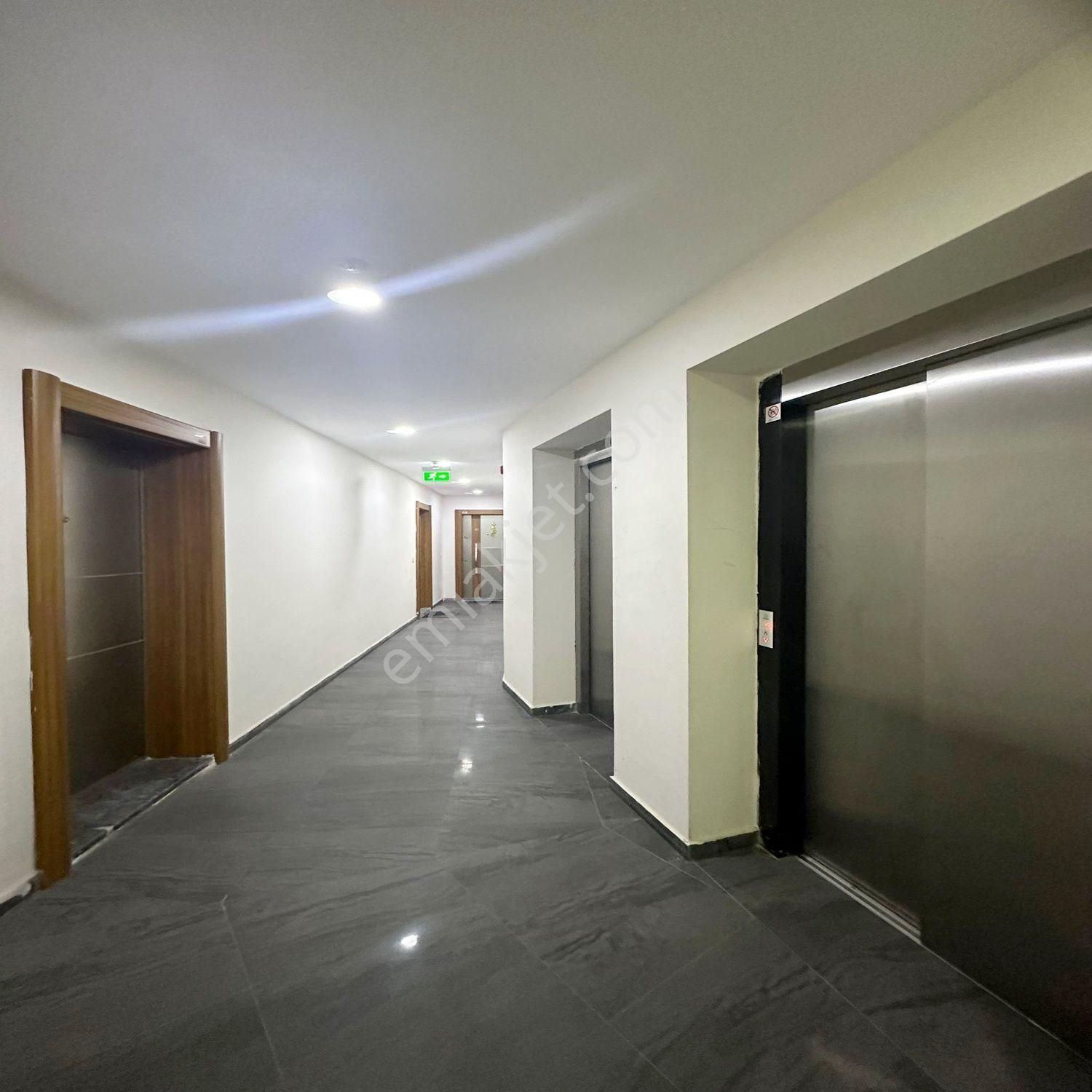 Cumhuriyet Mahallesinde Site İçi Full Eşyalı 1+1 Kiralık Daire Fırsatı - Görsel 13