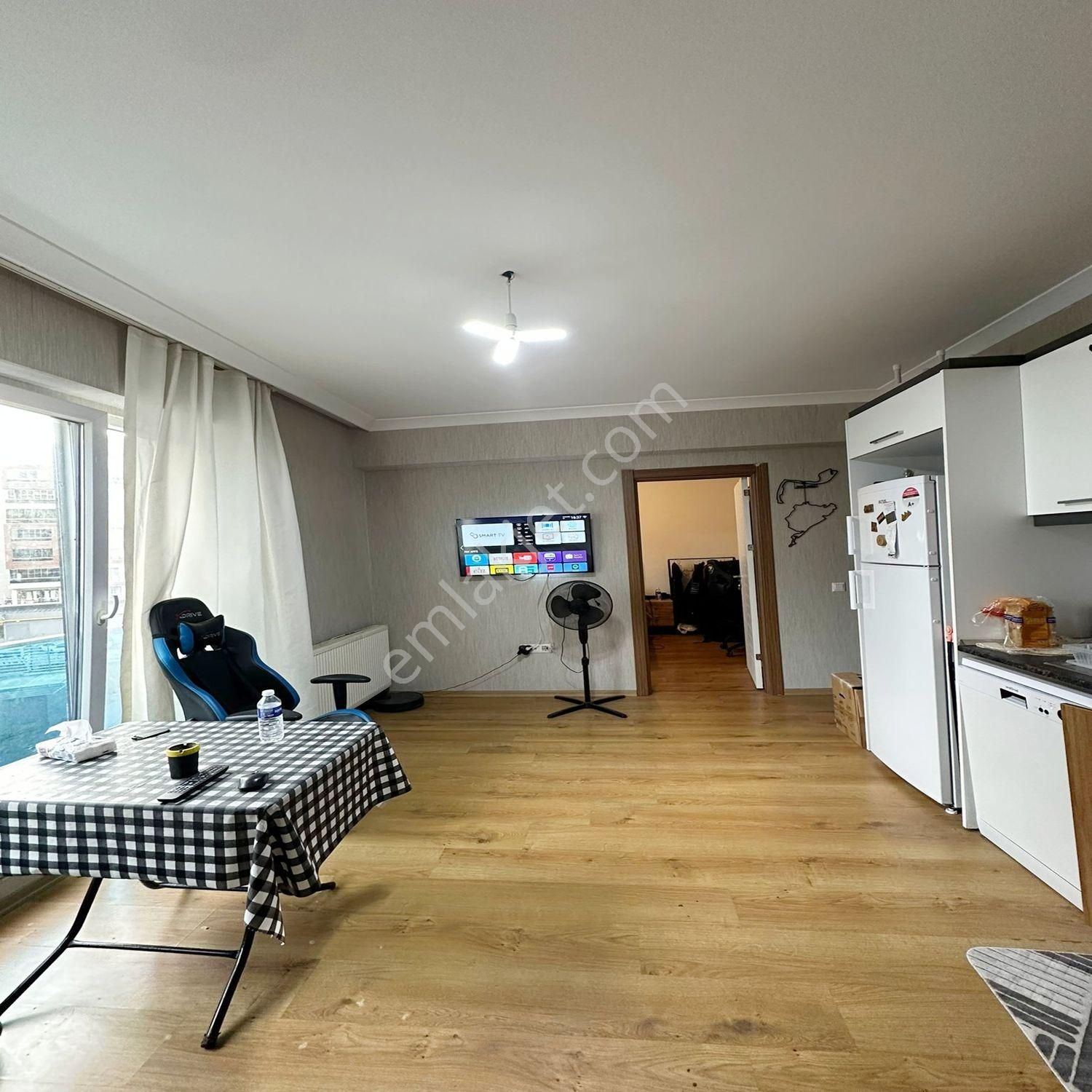 Cumhuriyet Mahallesinde Site İçi Full Eşyalı 1+1 Kiralık Daire Fırsatı - Görsel 11