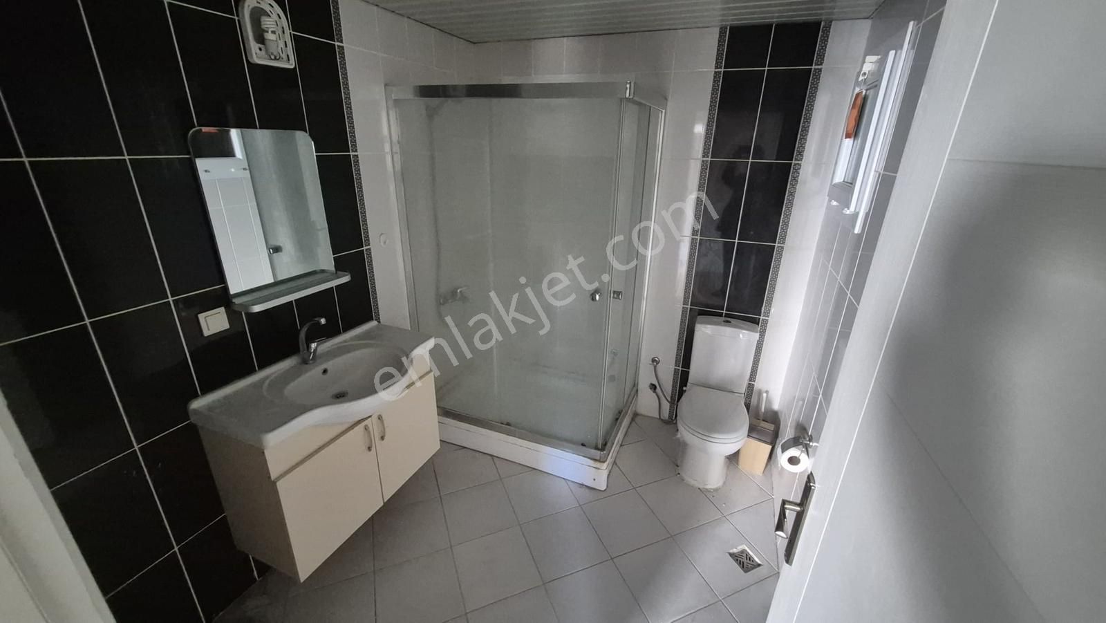 Şehir Hastanesi Yakını 7/24 Güvenlikli Havuzlu Site İçinde 2+1 - Görsel 12