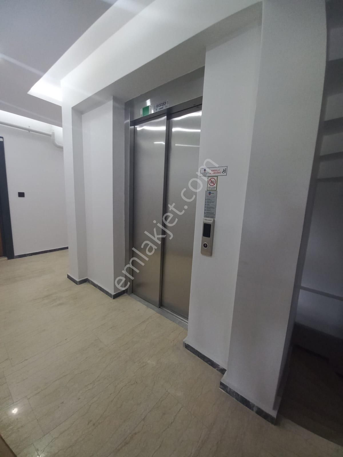 Bülent Ecevit Bulvarına Cephe Satılık 1+1 Sıfır Daire - Görsel 2