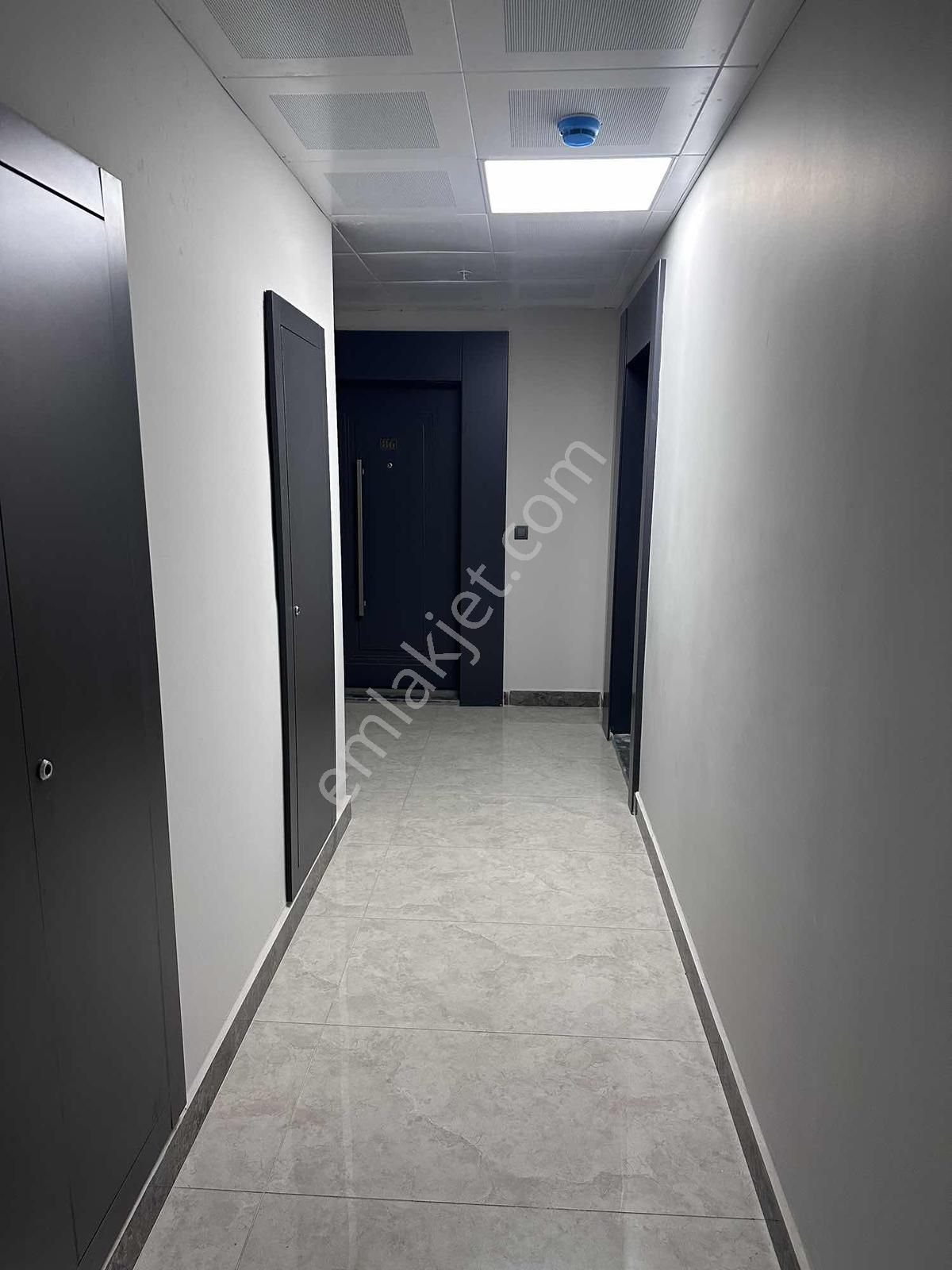 Kervancı No 10 Da Kiralık 1+1 Sıfır Daire - Görsel 3