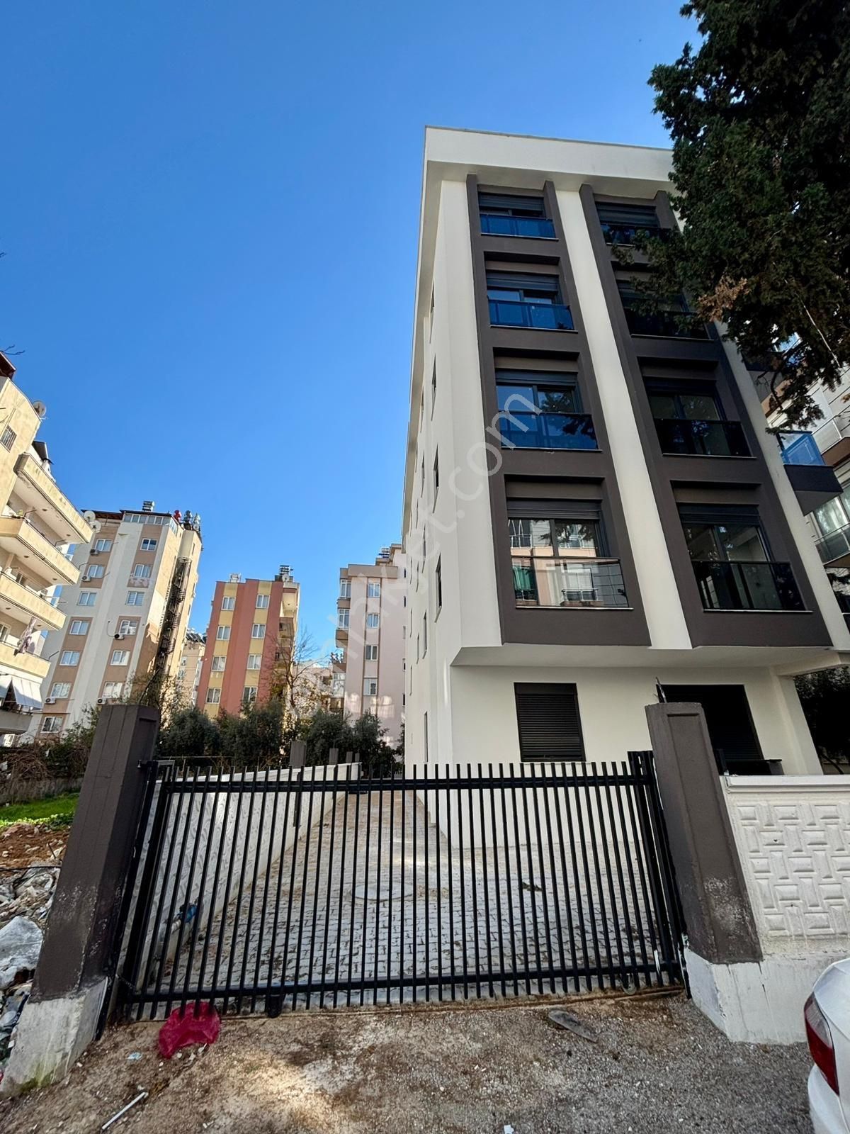 Muratpaşa Cumhuriyet Mah Sıfır 2+1 Tramvaya Yakın Satılık Daire - Görsel 2