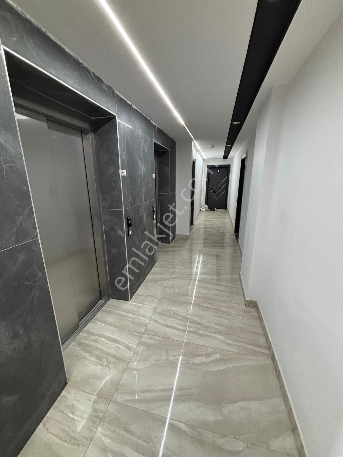 Fevzi Çakmak'ta Sıfır 1+1 Daire - Havuzlu Site, Güvenlikli - Görsel 9