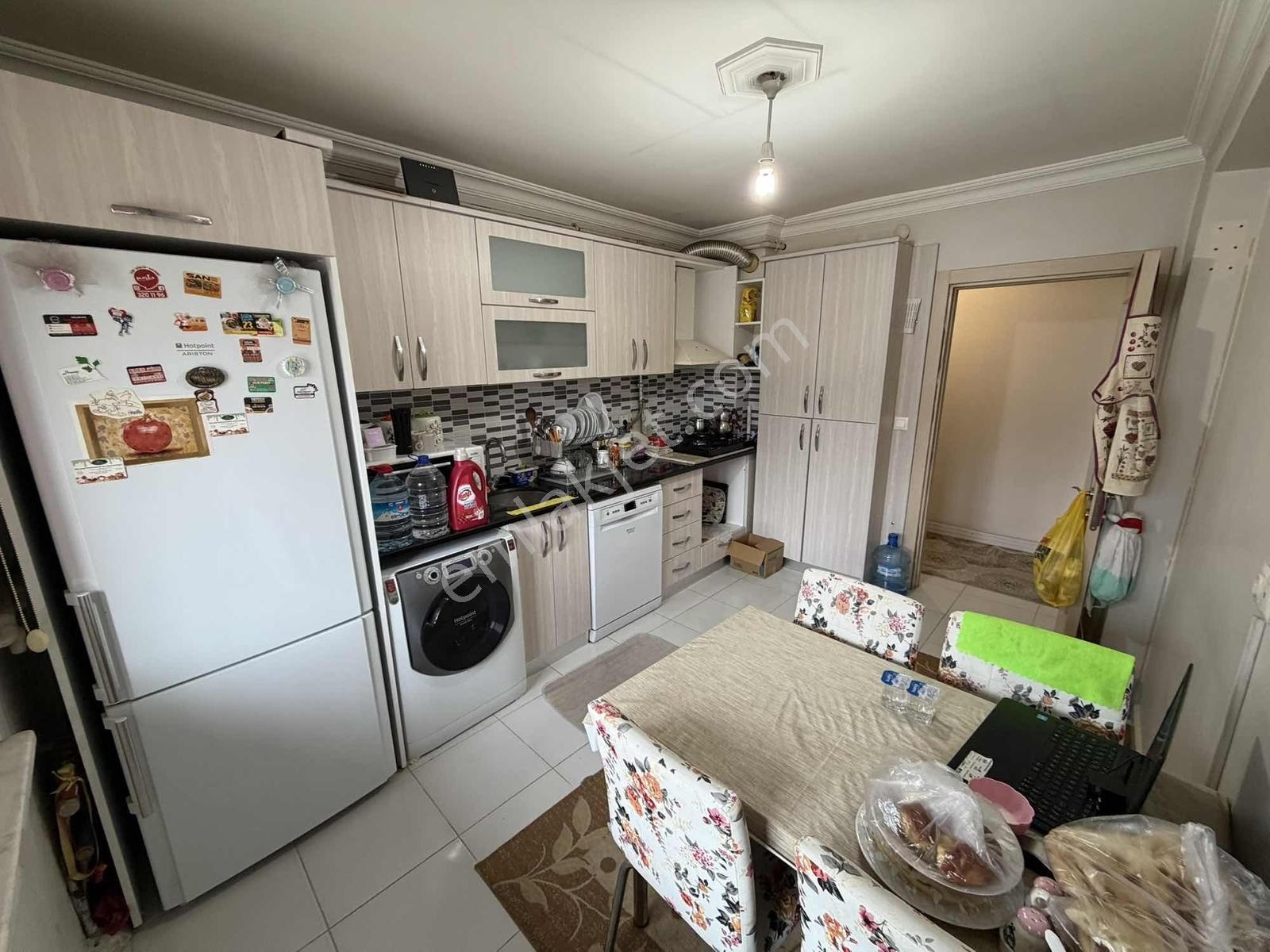 Fazelden Esenli Cad. Üstü Asansörlü İskanlı Köşe 2+1 - Görsel 18