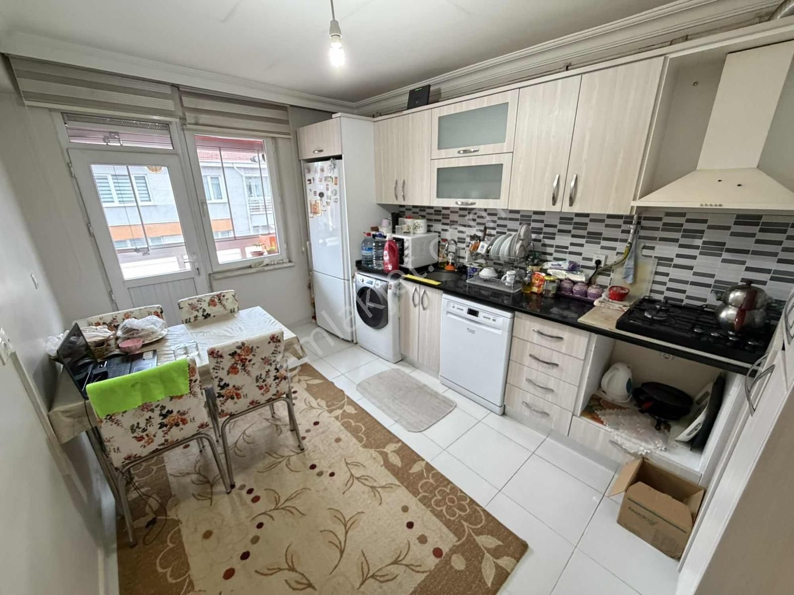 Fazelden Esenli Cad. Üstü Asansörlü İskanlı Köşe 2+1 - Görsel 20