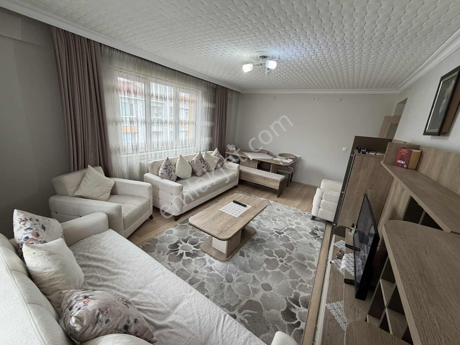 Fazelden Esenli Cad. Üstü Asansörlü İskanlı Köşe 2+1 - Görsel 22