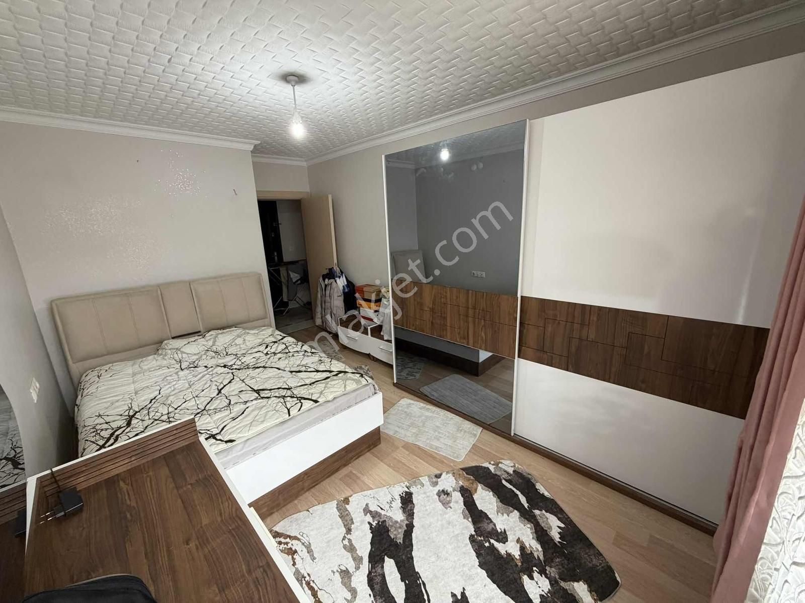 Fazelden Esenli Cad. Üstü Asansörlü İskanlı Köşe 2+1 - Görsel 11