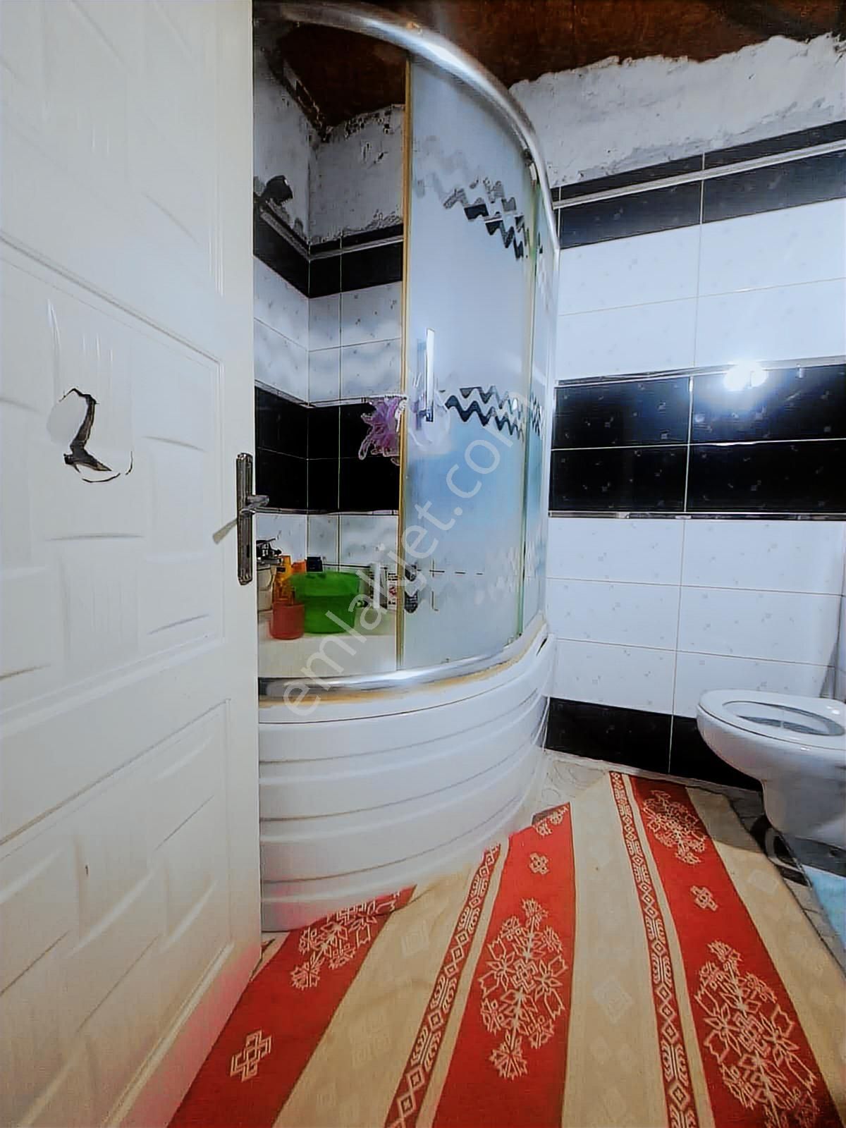 Kütükçü Mahallesinde Geniş Ve Kullanışlı 5+1 Satılık Daire - Görsel 25