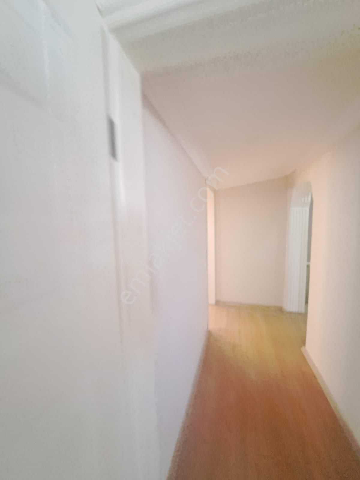 Kütükçü Mahallesinde Geniş Ve Kullanışlı 5+1 Satılık Daire - Görsel 31
