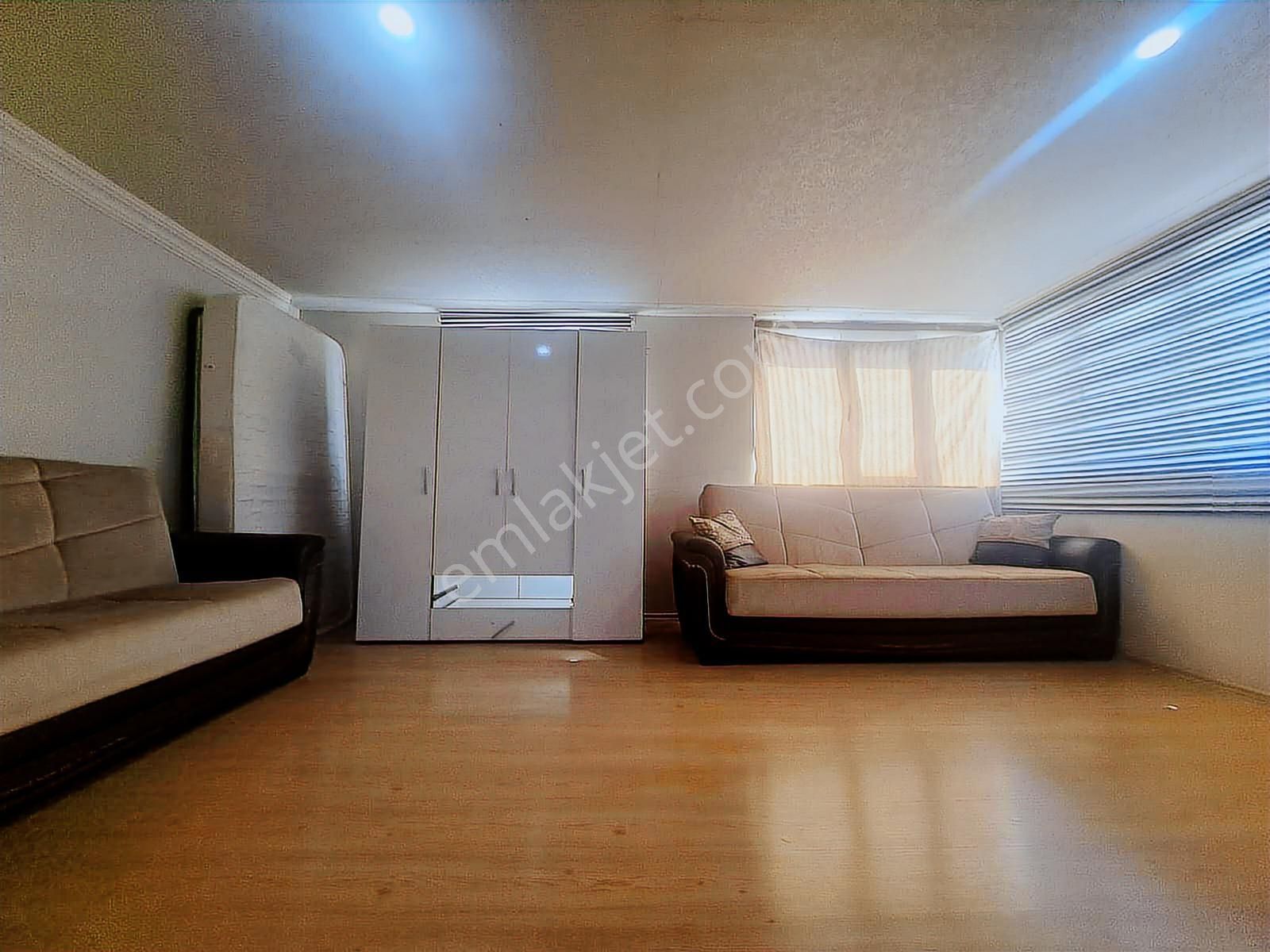 Kütükçü Mahallesinde Geniş Ve Kullanışlı 5+1 Satılık Daire - Görsel 13