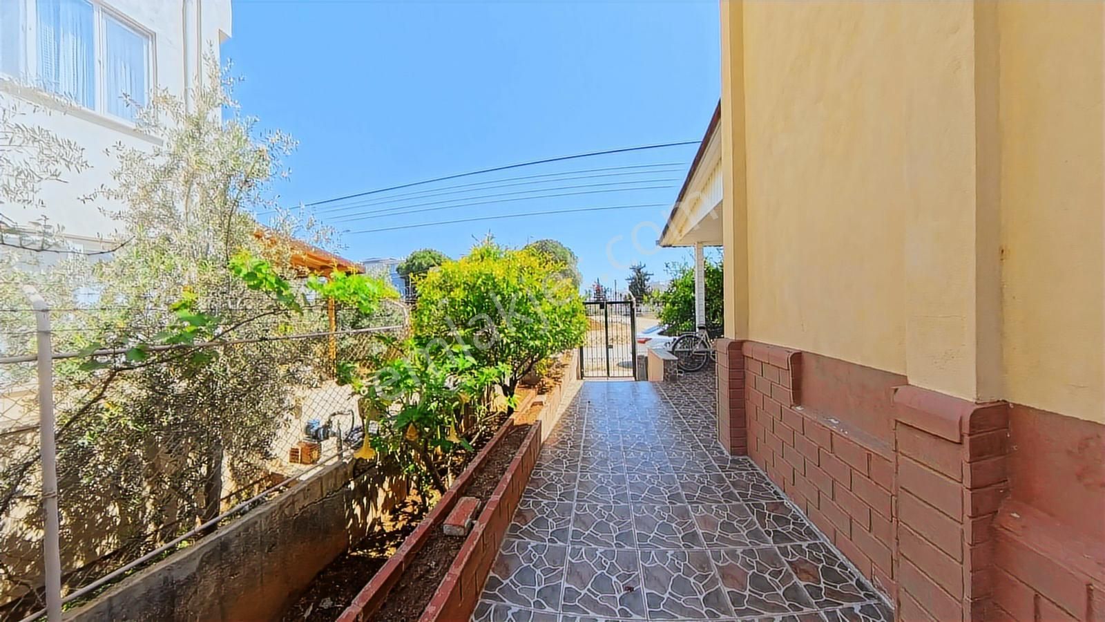 Taşucunda, Denize 300 M Köşe Parsel, 4 Cephe Açık Müstakil Ev - Görsel 6