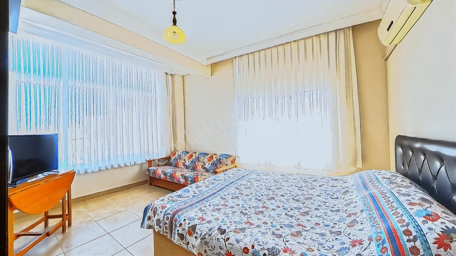 Taşucunda, Denize 300 M Köşe Parsel, 4 Cephe Açık Müstakil Ev - Görsel 21