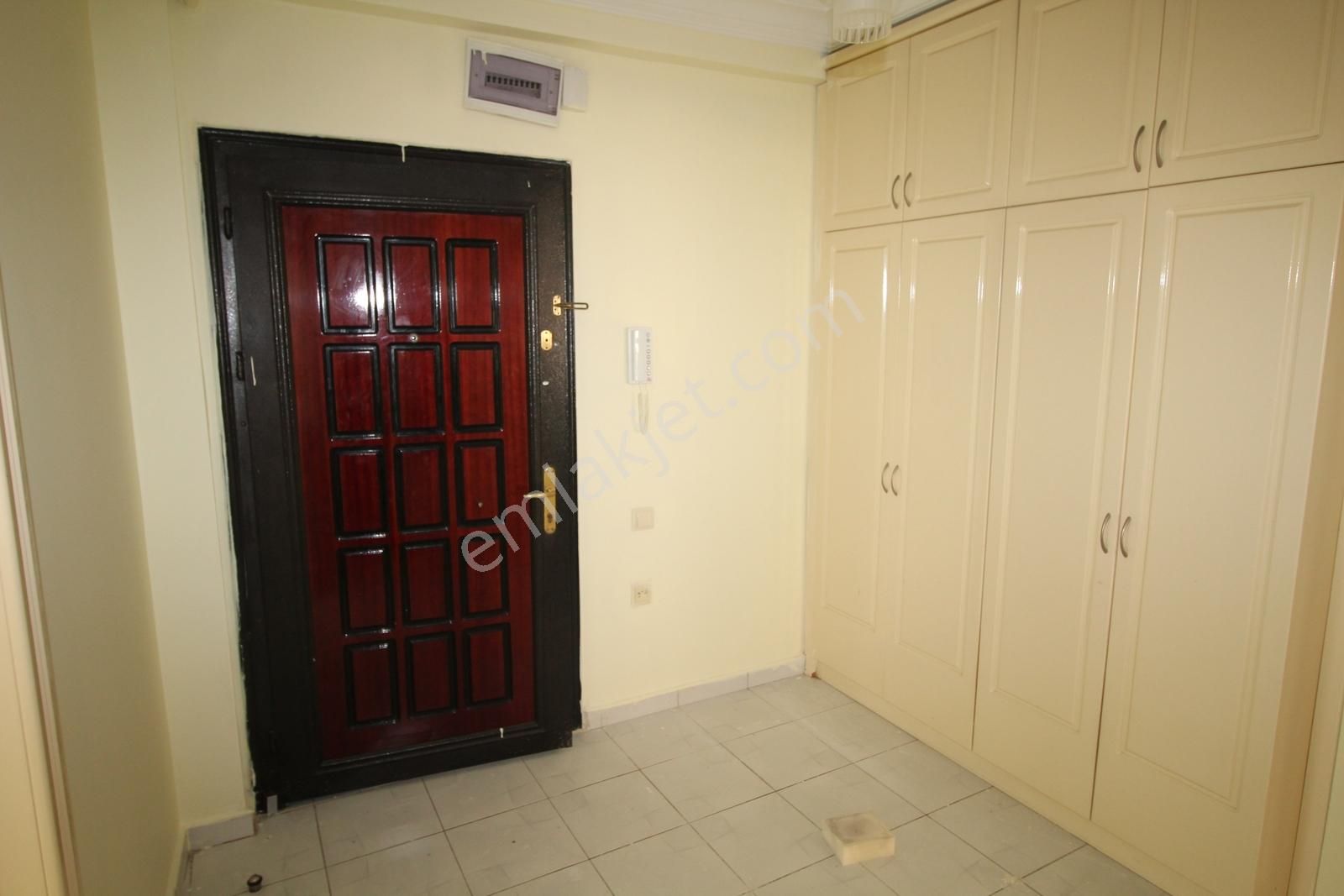 İdol'den Hilton Otel Civarı Denize Yakın D.gazı Aktif 4+1 866ik - Görsel 9