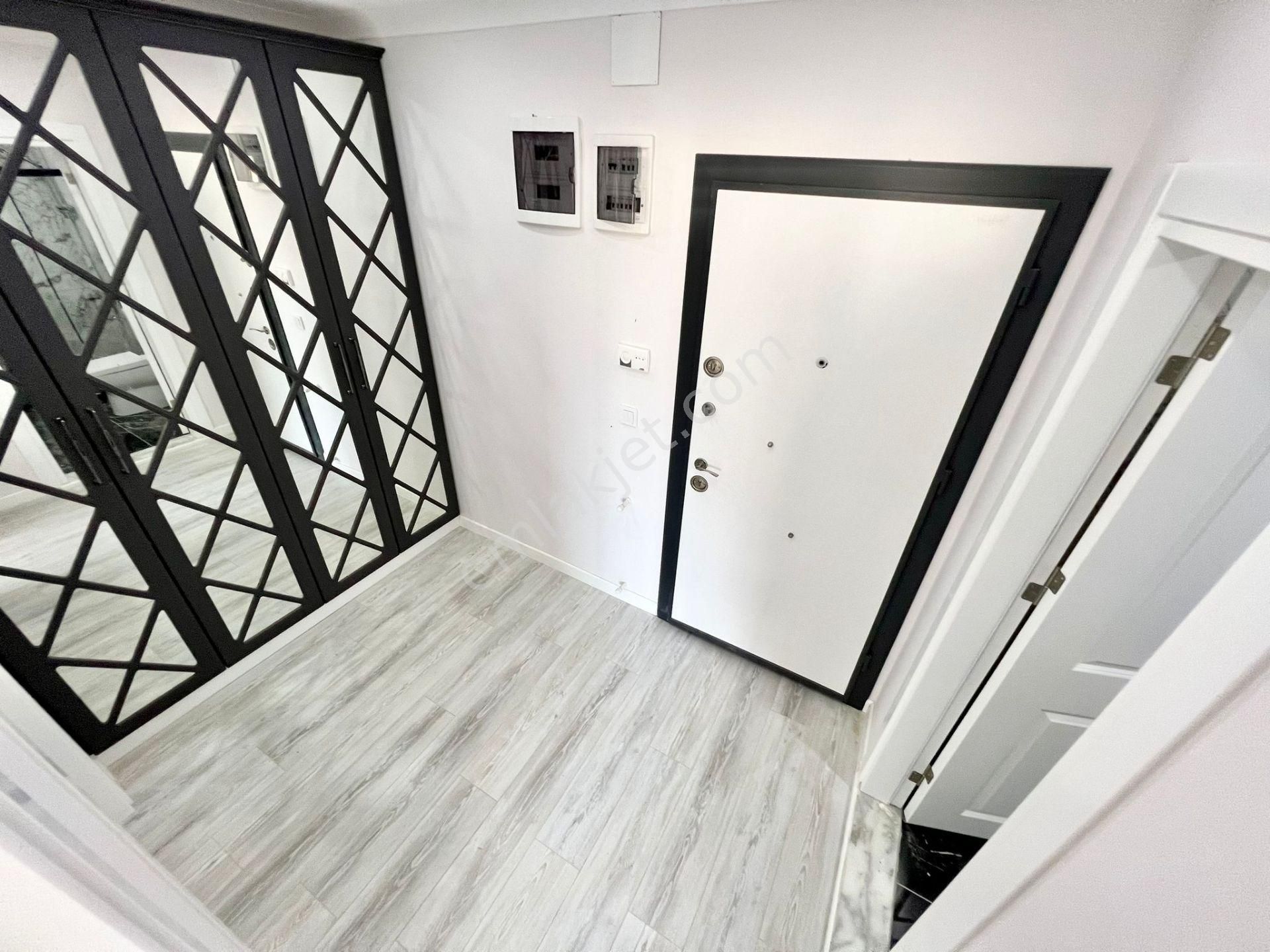 ꧁ay Emlaktan꧂akçay'da Kapalı Otoparklı Çift Asansörlü Denize Yakın Satılık 1+1 Lüx Daire - Görsel 30