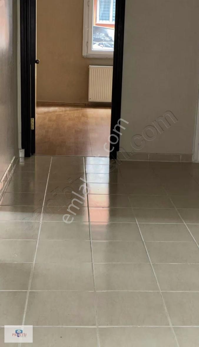 Şanlı Caddesinde Tavukçuyoluna Çok Yakın Büyüüük Daire - Görsel 33