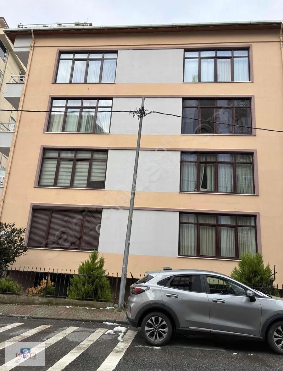 Mehmet Akif İlkokul Karşısında Ara Kat Boyalı Daıre