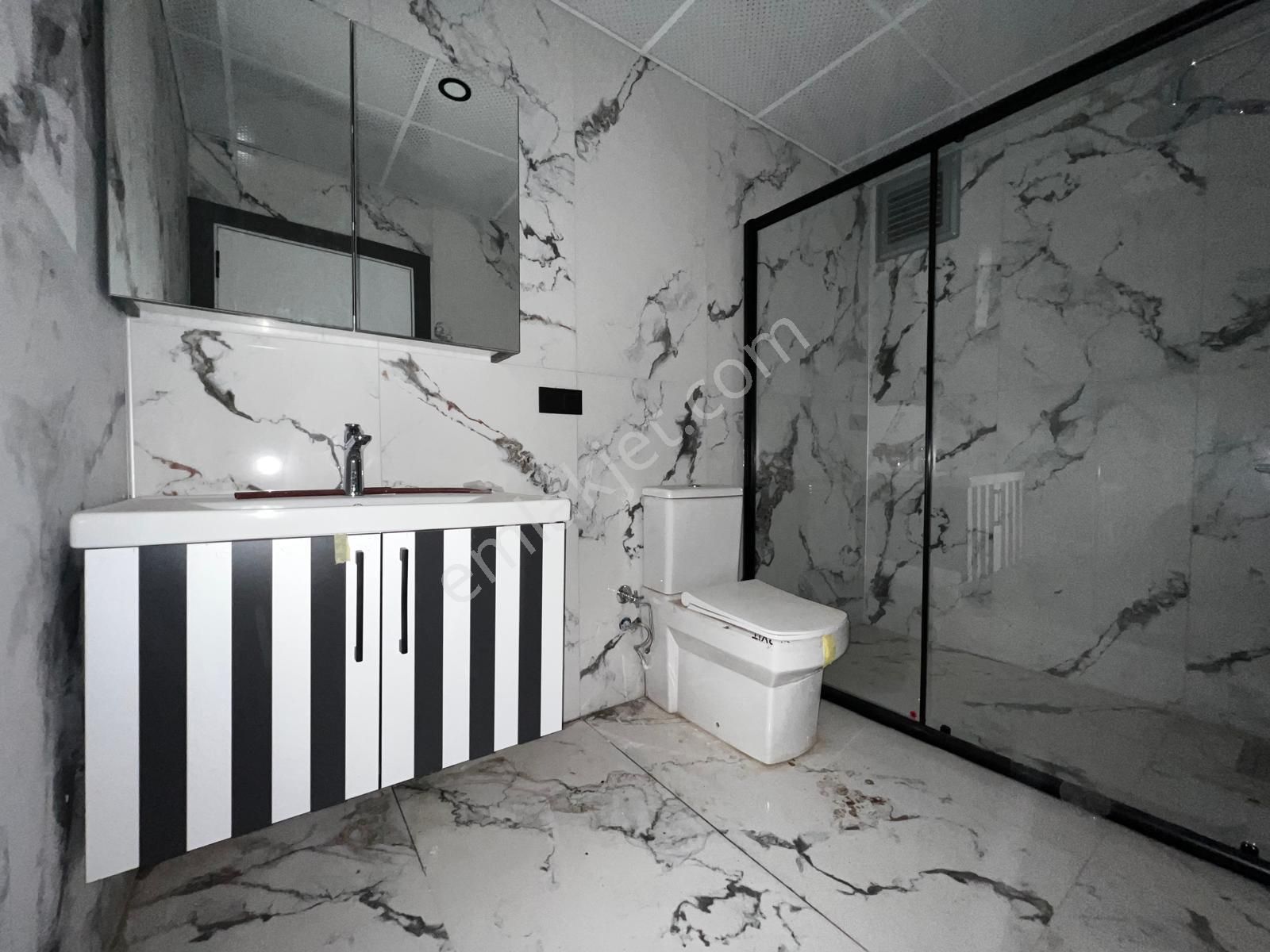 ⫸ Yiğit Gayrimenkul'den⫷ Bahçelievler'de Yerden Isıtmalı & Amerikan Mutfaklı ▃ Satılık 1+1 Daire▃ - Görsel 7