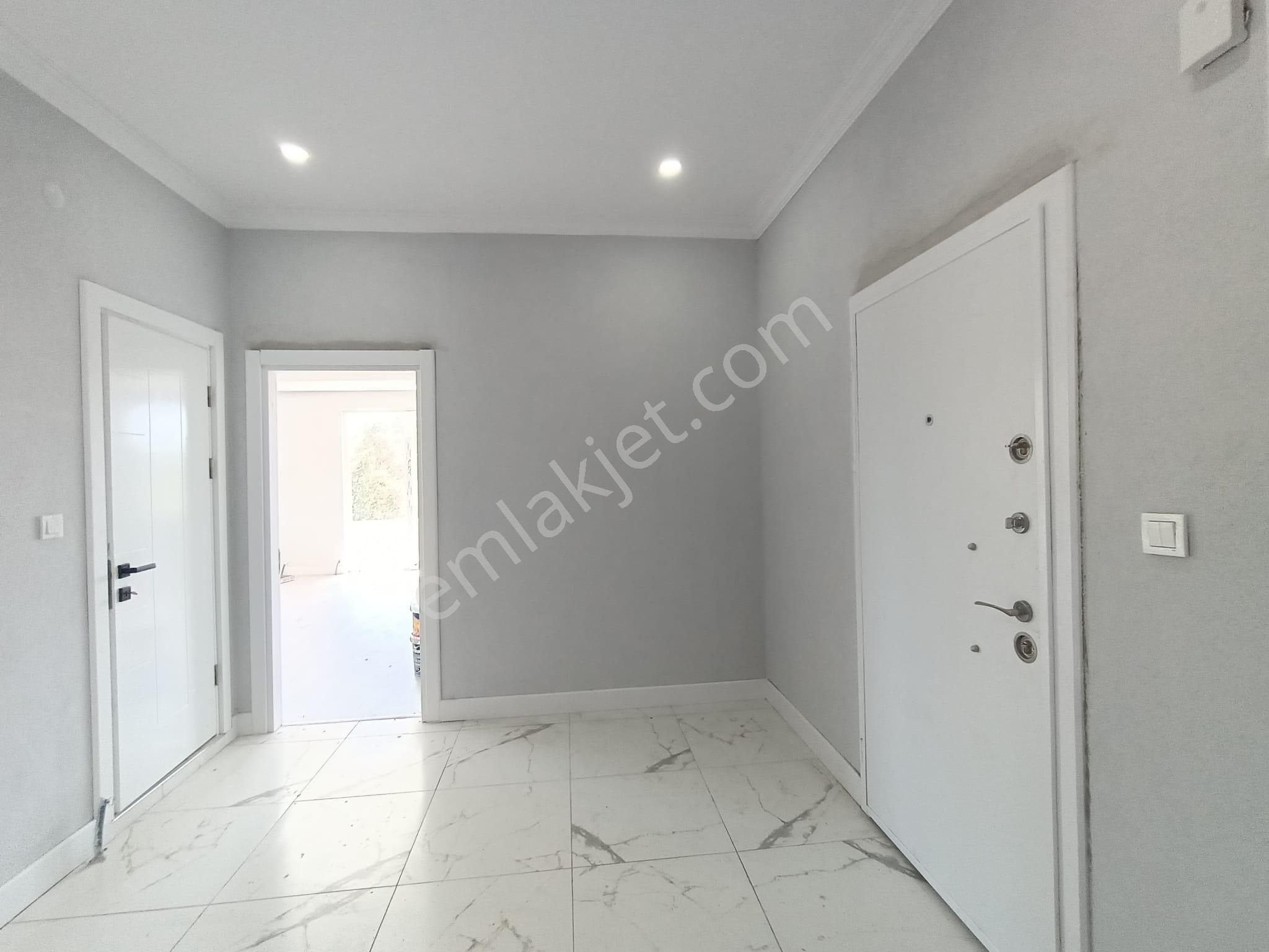 Körfez Sipahiler Mah.de Ebeveyn Banyolu Verandalı Sıfır Müstakil - Görsel 12