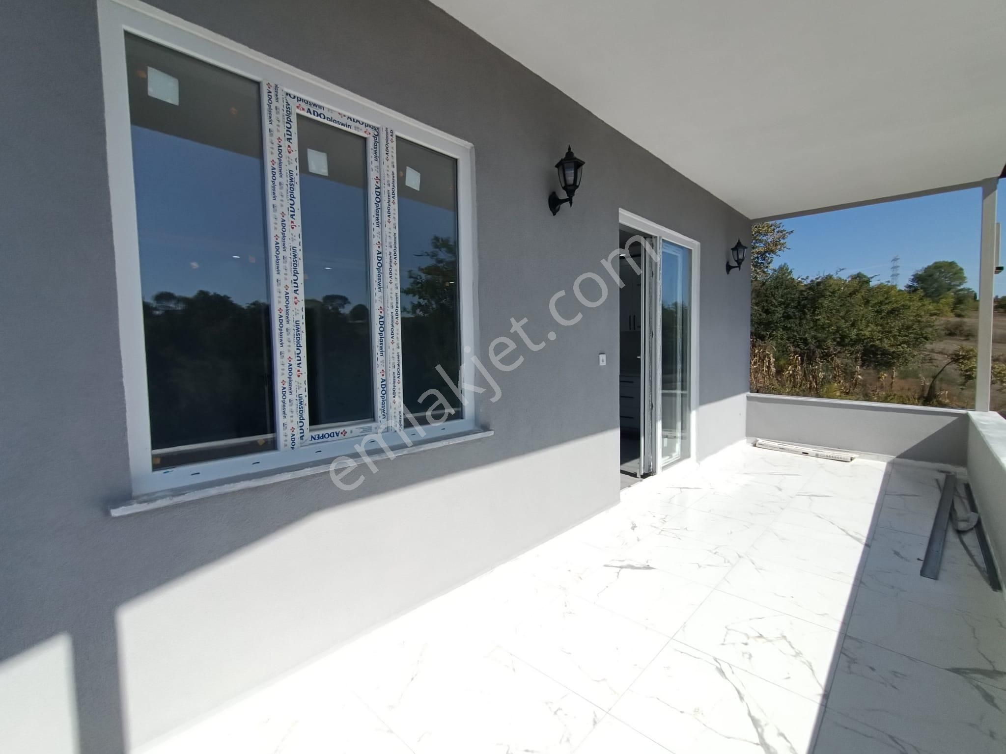 Körfez Sipahiler Mah.de Ebeveyn Banyolu Verandalı Sıfır Müstakil - Görsel 4