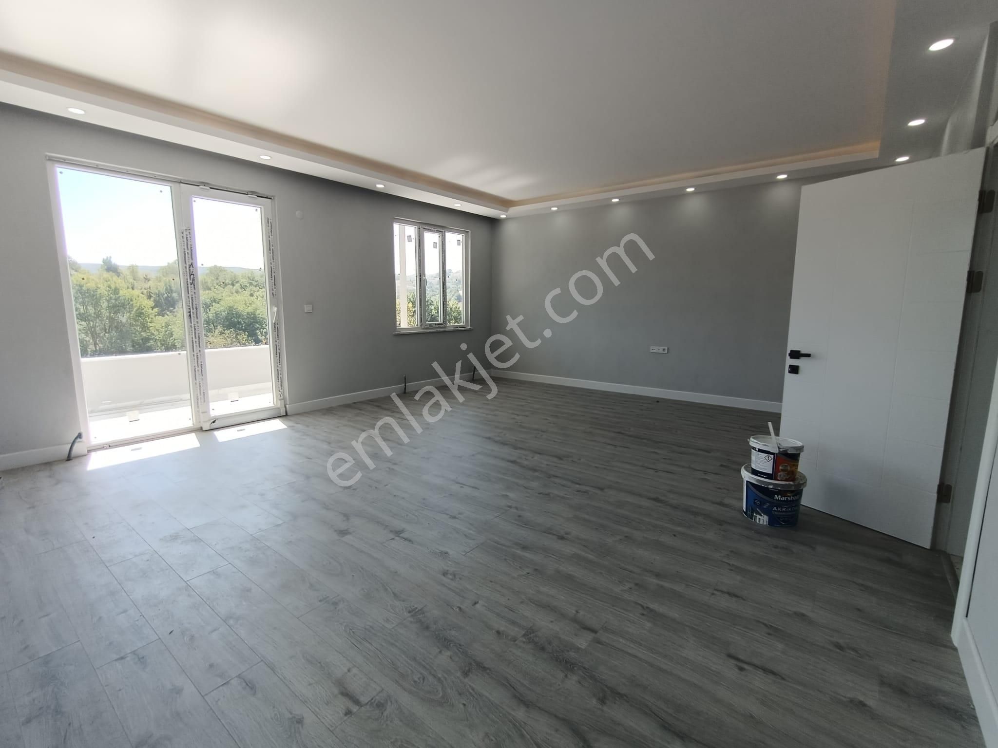 Körfez Sipahiler Mah.de Ebeveyn Banyolu Verandalı Sıfır Müstakil - Görsel 18