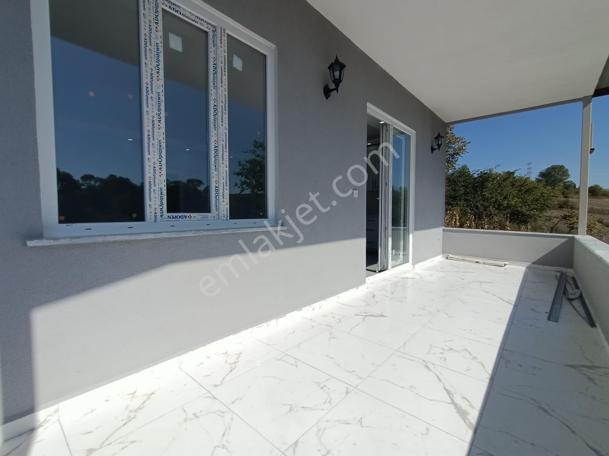 Körfez Sipahiler Mah.de Ebeveyn Banyolu Verandalı Sıfır Müstakil - Görsel 31