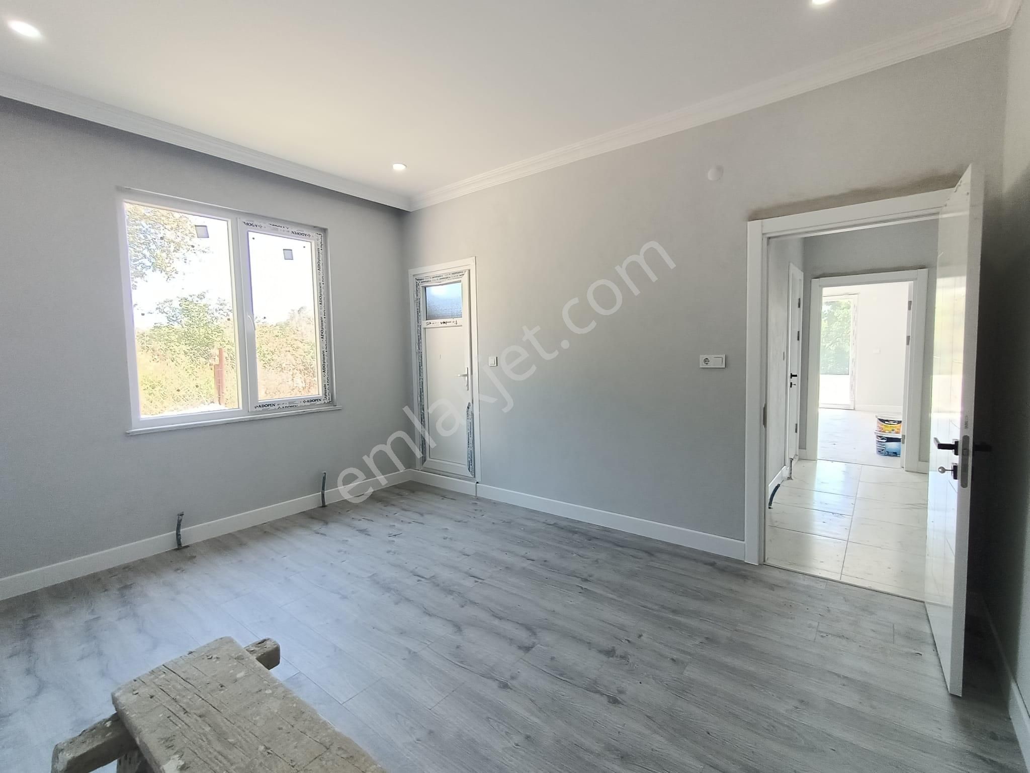 Körfez Sipahiler Mah.de Ebeveyn Banyolu Verandalı Sıfır Müstakil - Görsel 17