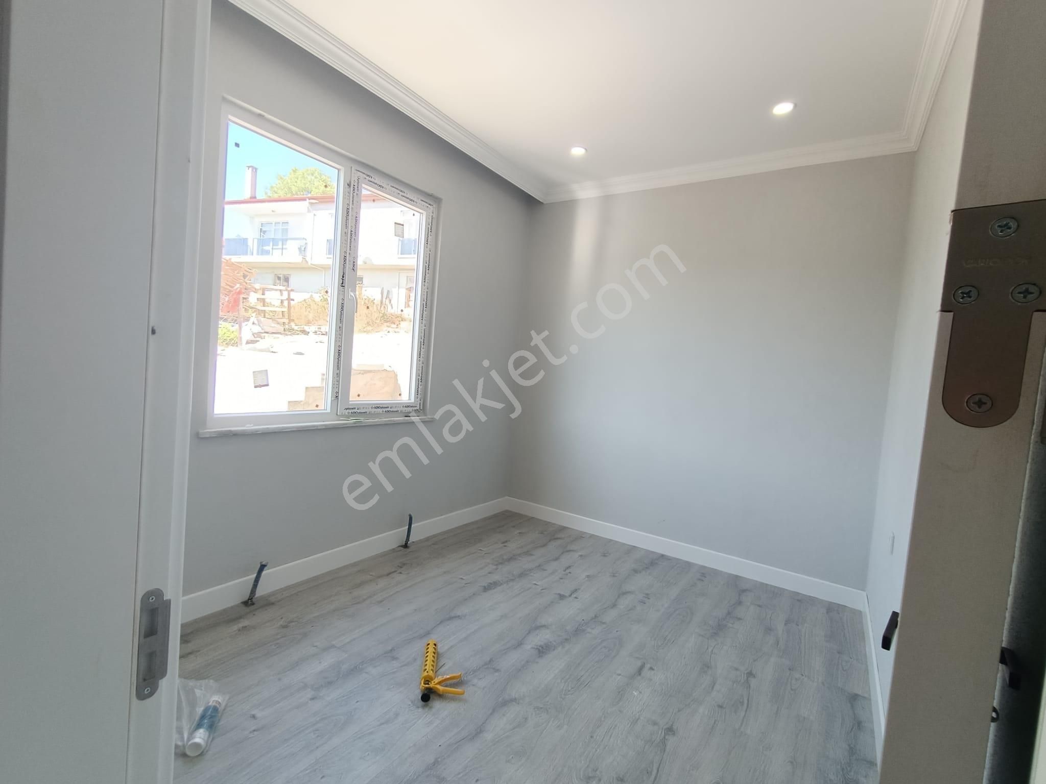 Körfez Sipahiler Mah.de Ebeveyn Banyolu Verandalı Sıfır Müstakil - Görsel 26