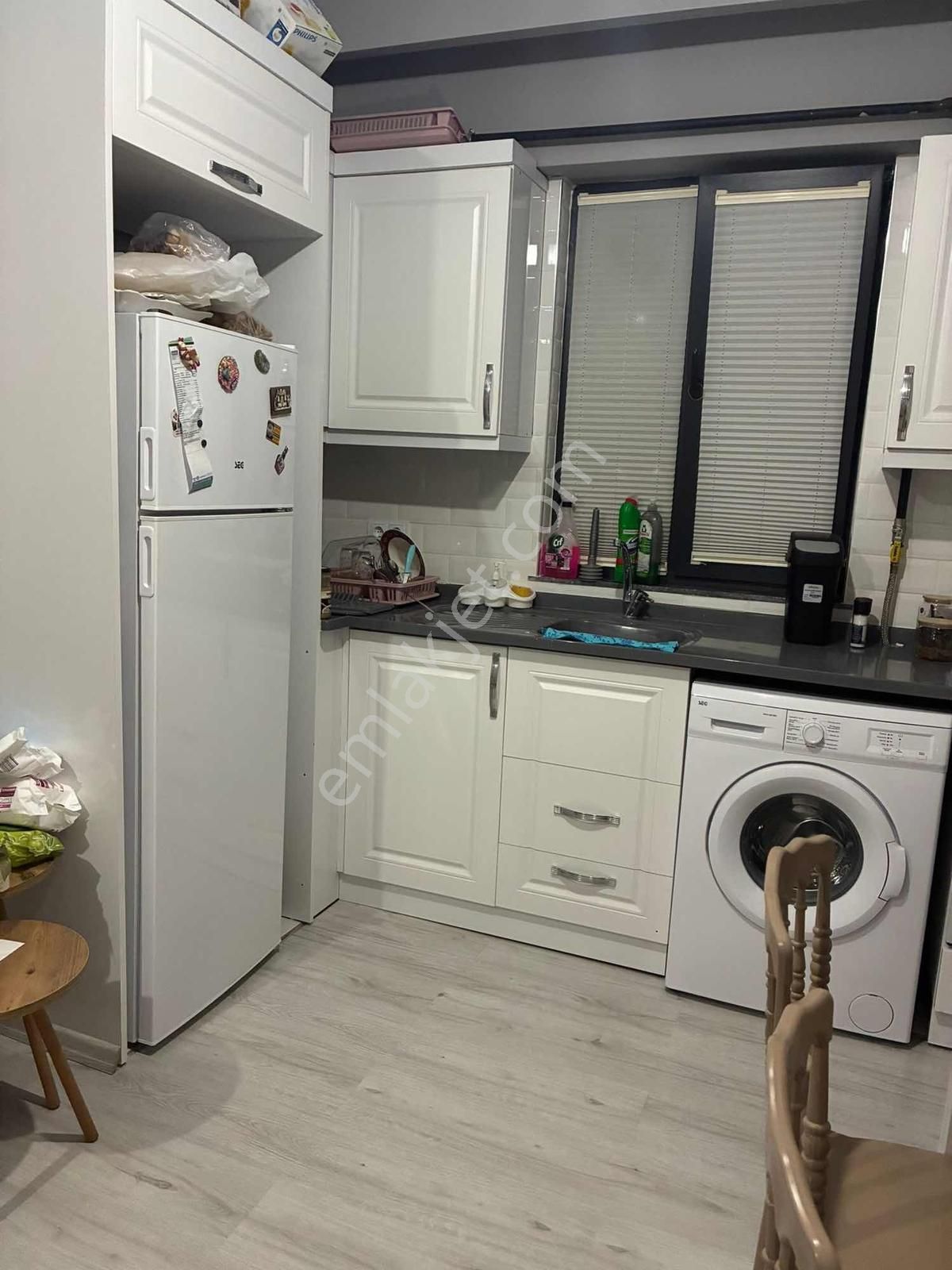 E.g.a'dan Üniversite Yakını Eşyalı 1+1 Site Dairesi !!! - Görsel 3