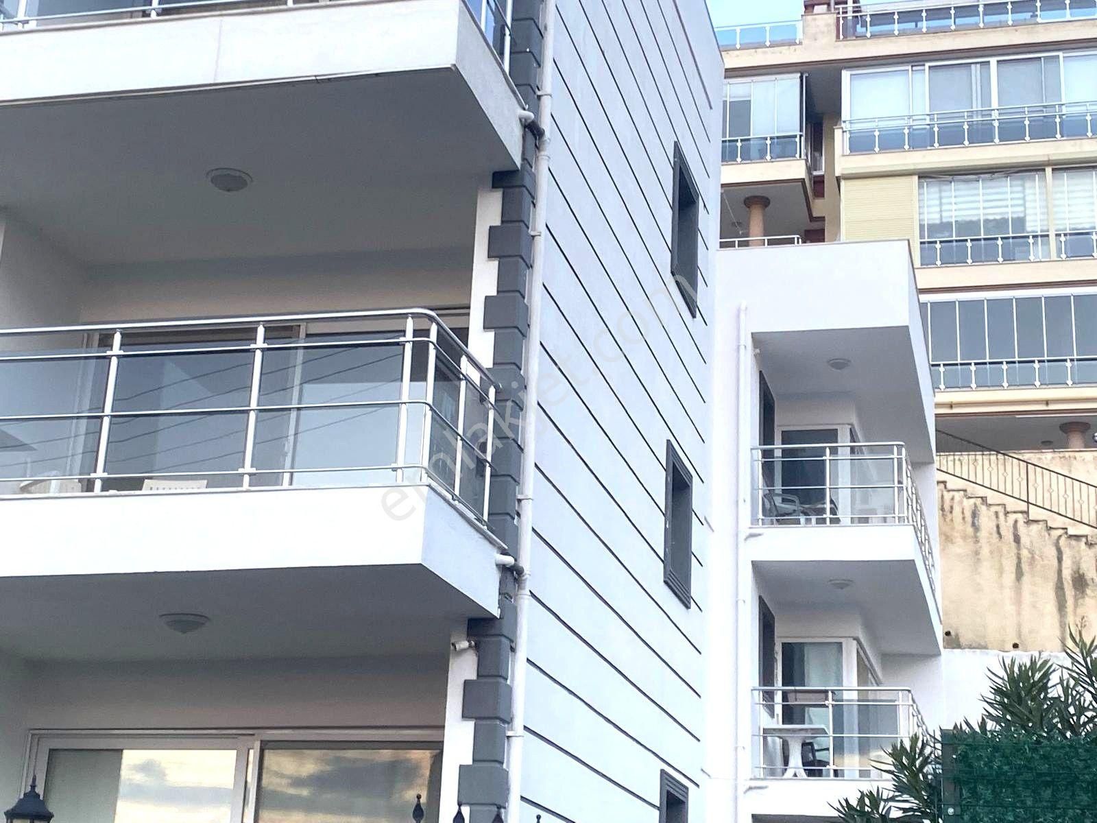 Kuşadası Kadınlar Denizi Mahallesi’nde, Tam Panoramik Deniz Manzaralı 1+1 Satılık Daire - Görsel 25