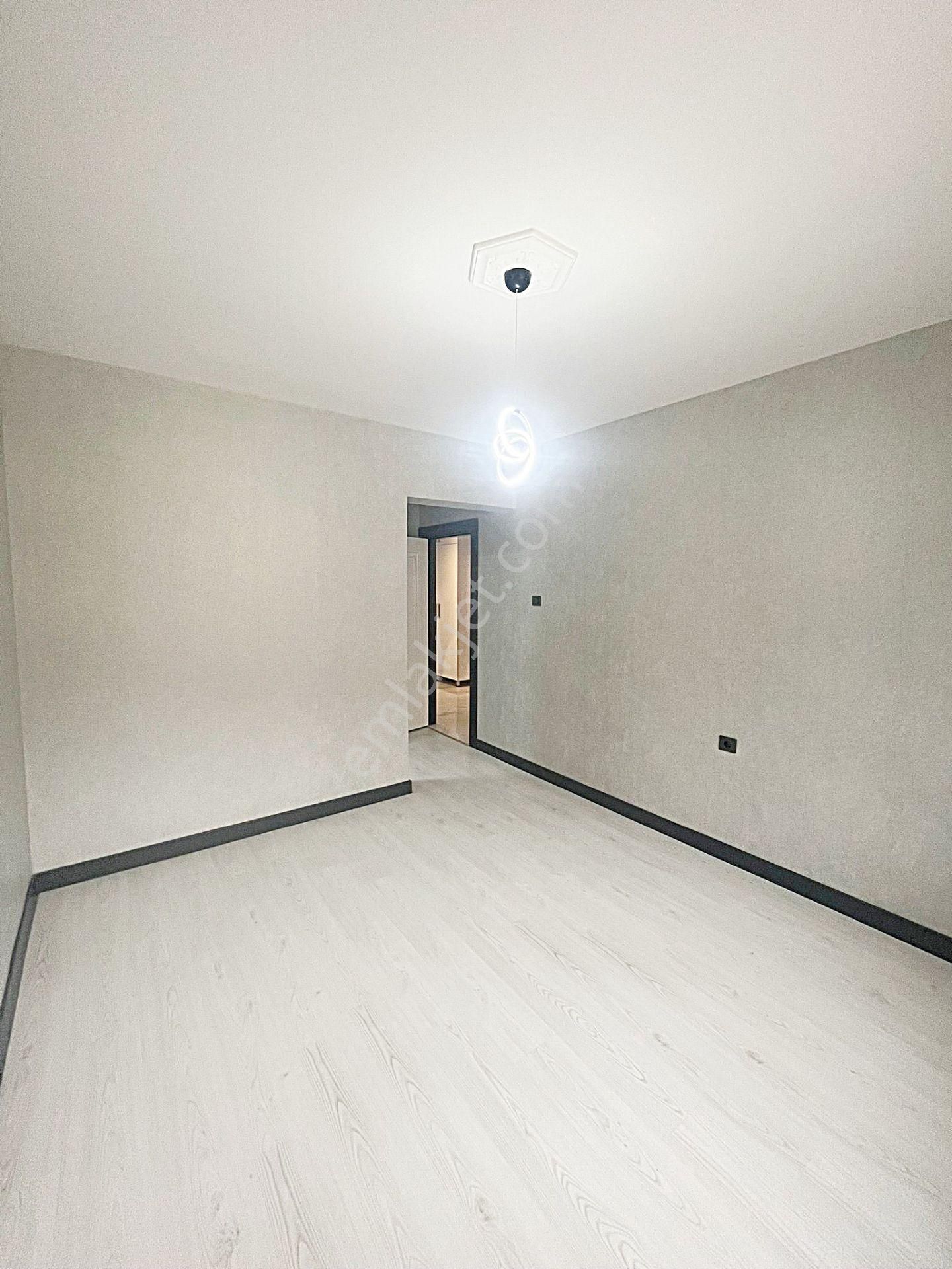 Keçiören Ataparkta Katta Çift Banyolu Asansörlü Ful Yapılı Daire - Görsel 9