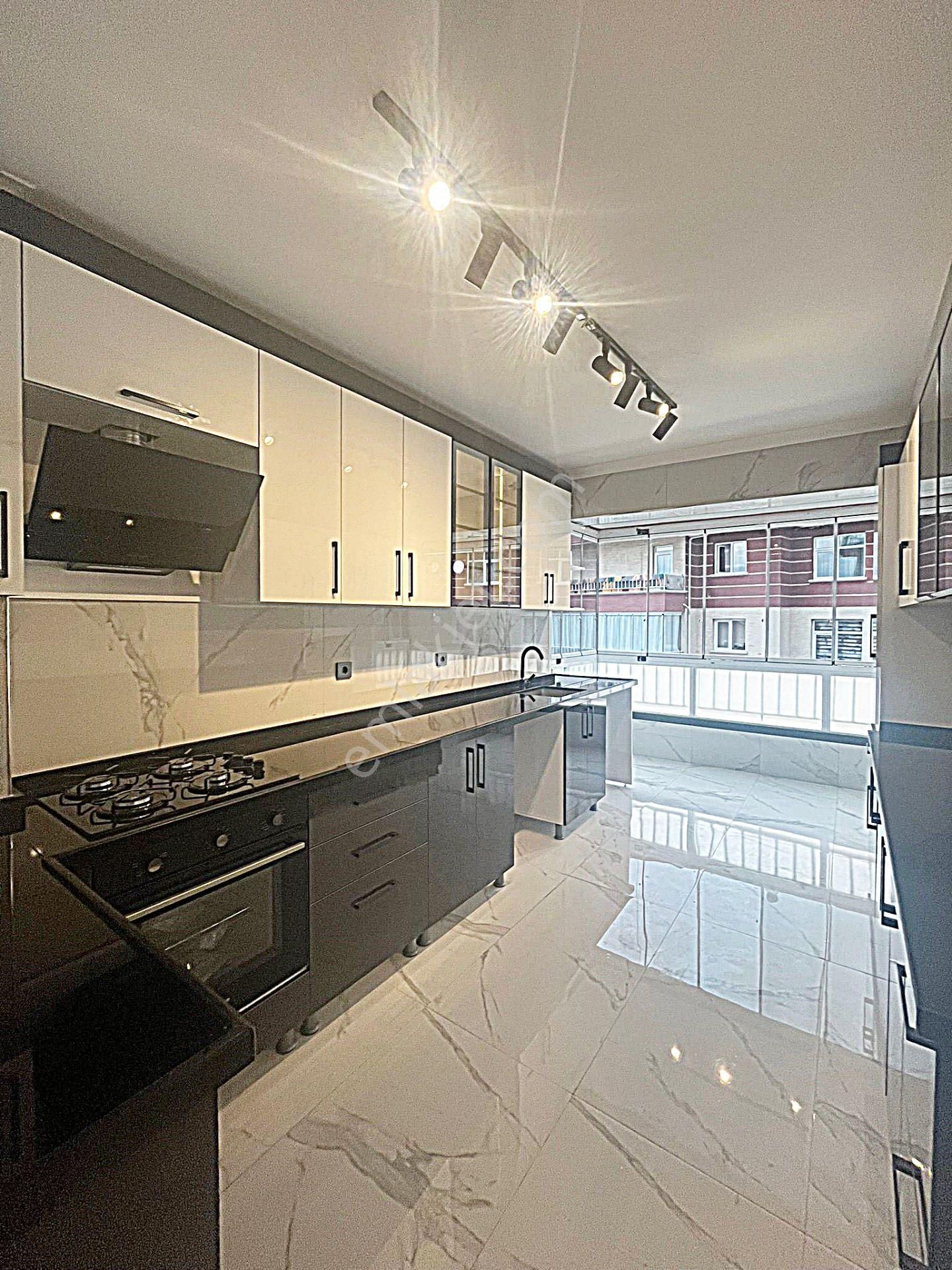 Keçiören Ataparkta Katta Çift Banyolu Asansörlü Ful Yapılı Daire - Görsel 2