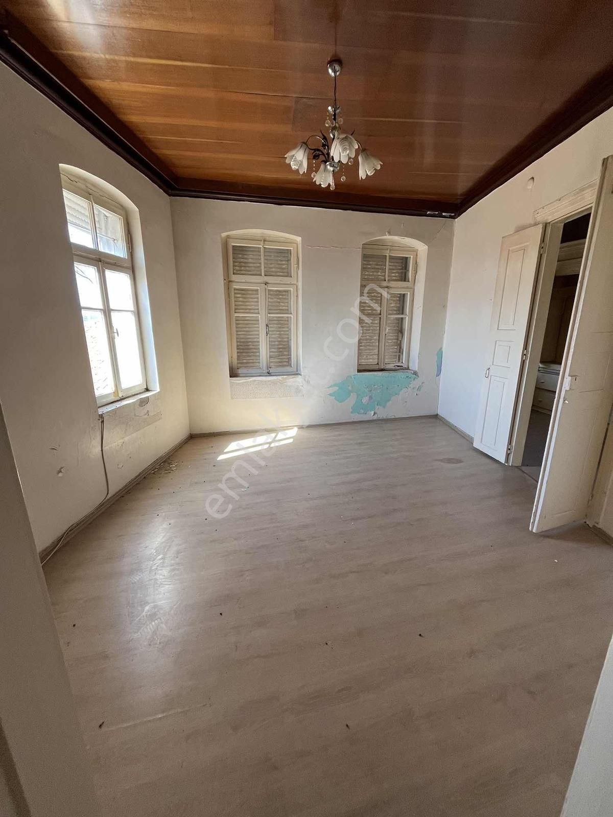 Ayvalık Cunda Adasında Butik Otel Olmaya Uygun Rum Evi - Görsel 7