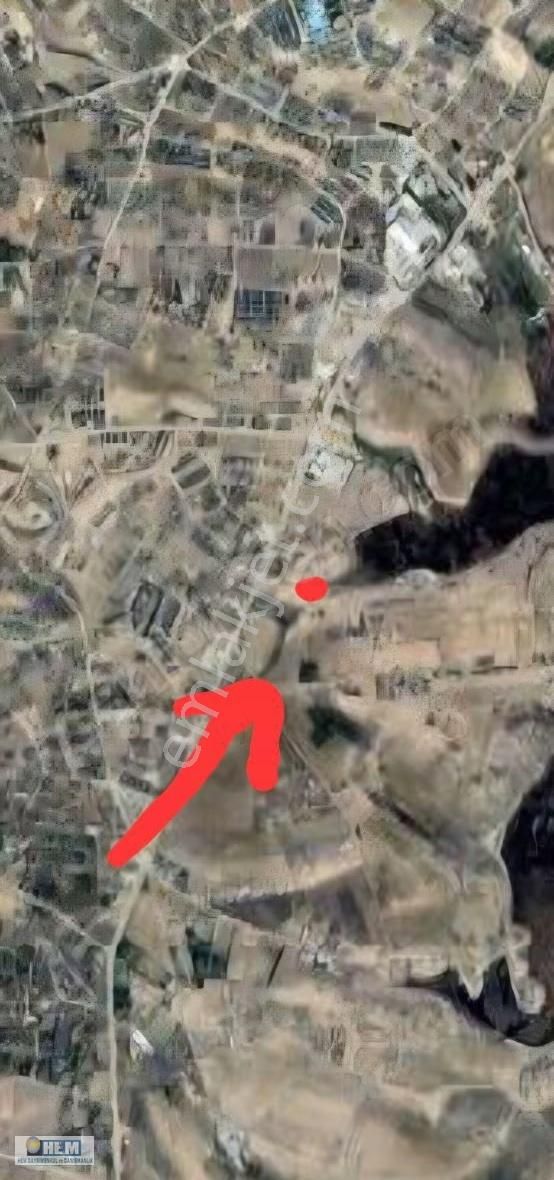 Gölbaşı Hacılar Göl Kenarı Satılık 1000m2