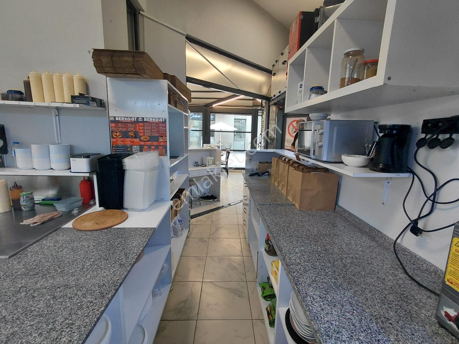 İşlek Noktada Altın Değerinde Devren Satılık Burger Ve Pizza Salonu - Görsel 7