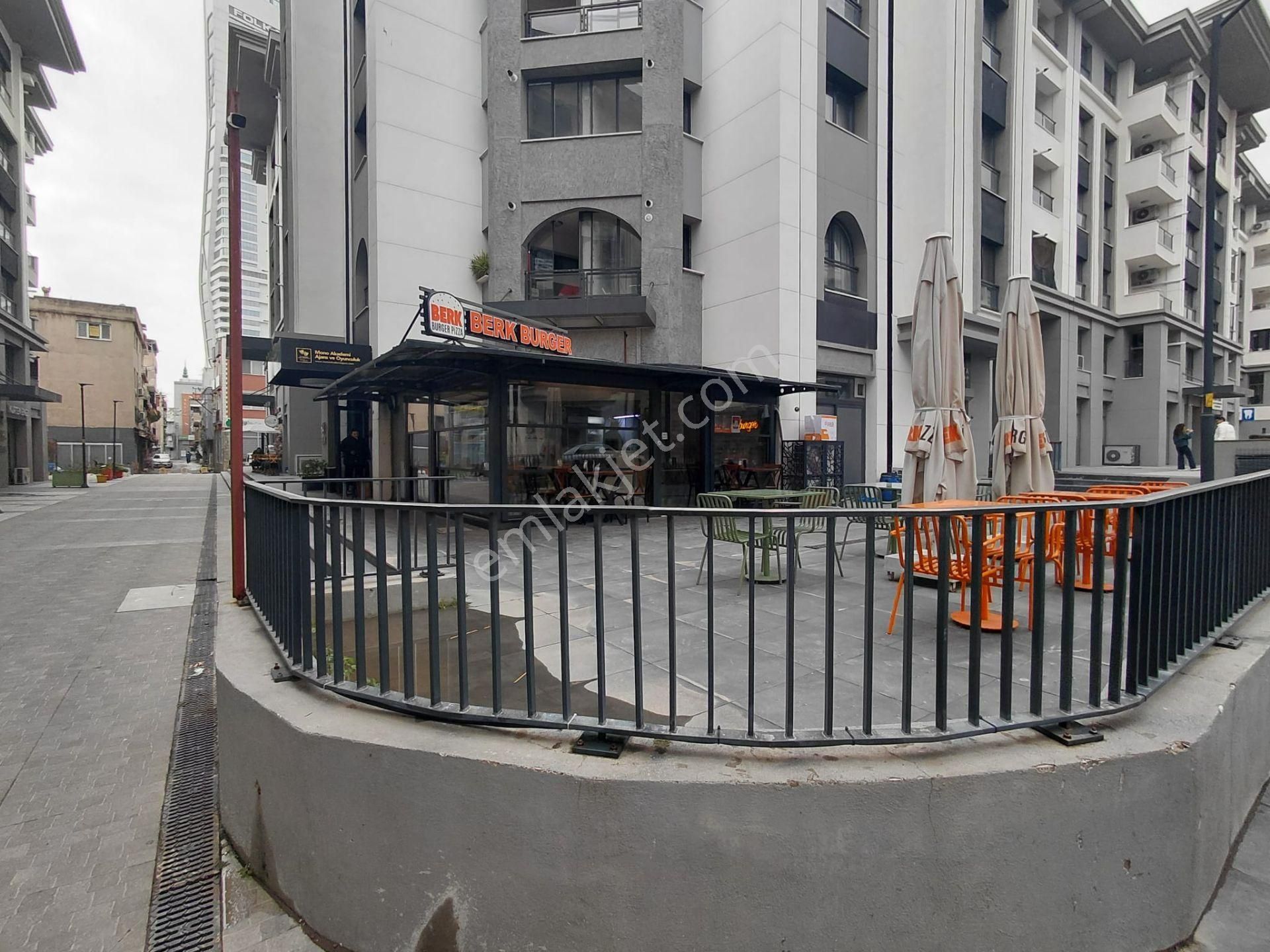 İşlek Noktada Altın Değerinde Devren Satılık Burger Ve Pizza Salonu - Görsel 28