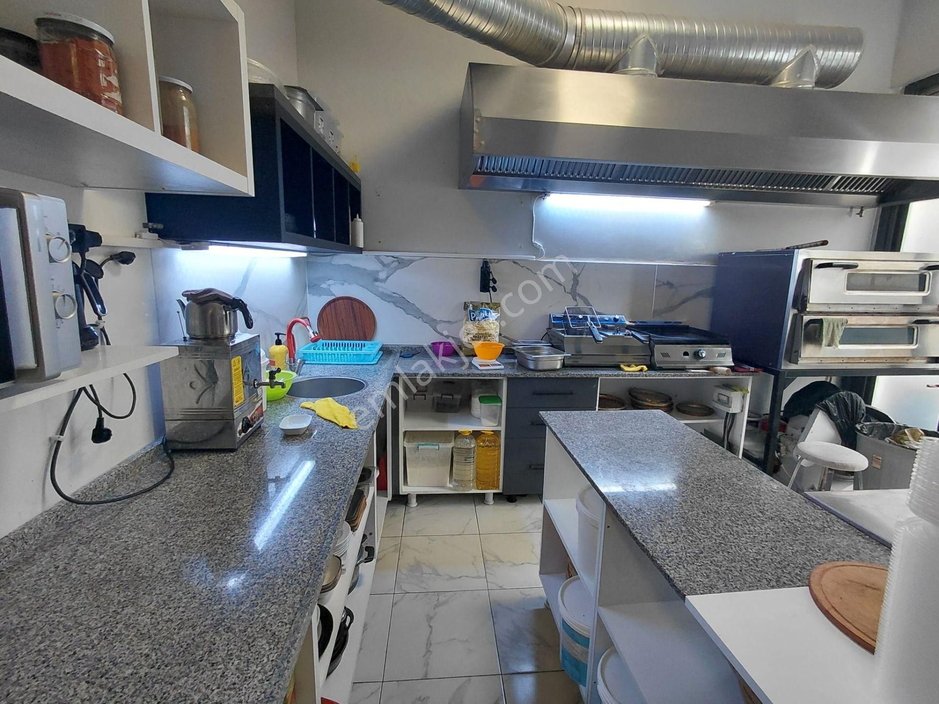 İşlek Noktada Altın Değerinde Devren Satılık Burger Ve Pizza Salonu - Görsel 13