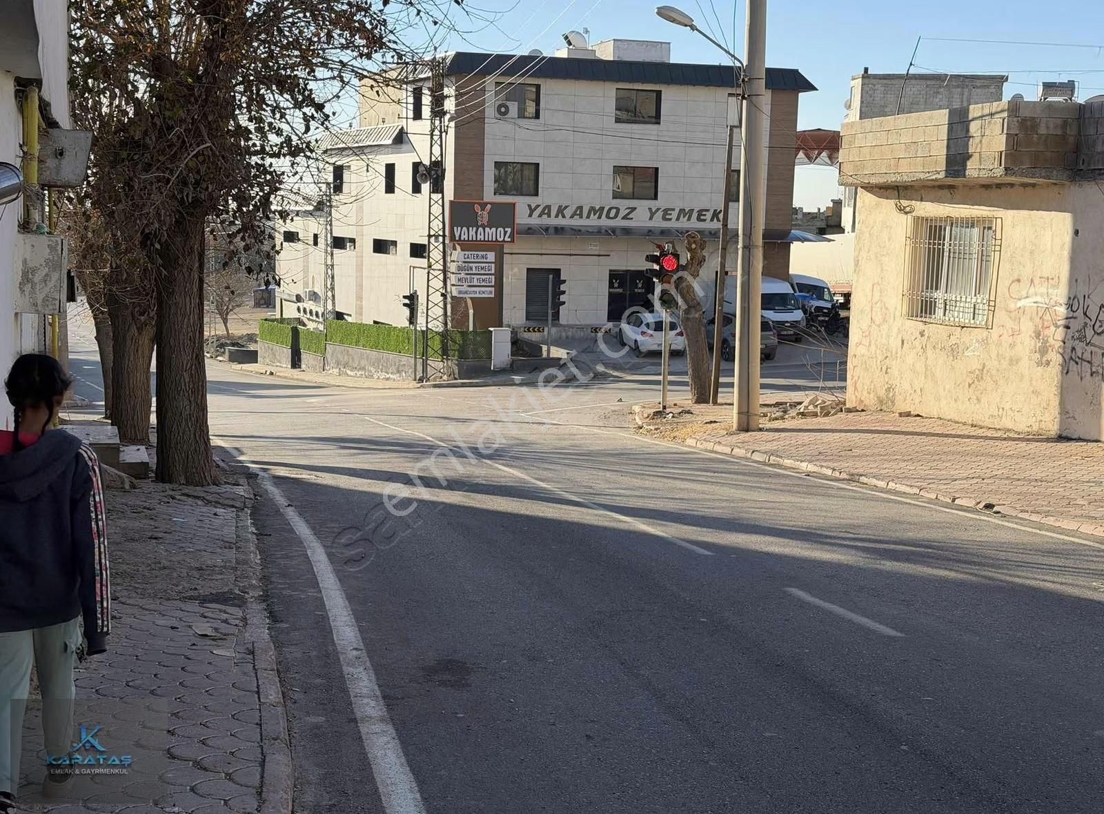 Karataş Egemenlik Caddesinde 165 M2 Fırsat Uygun Arsa - Görsel 5