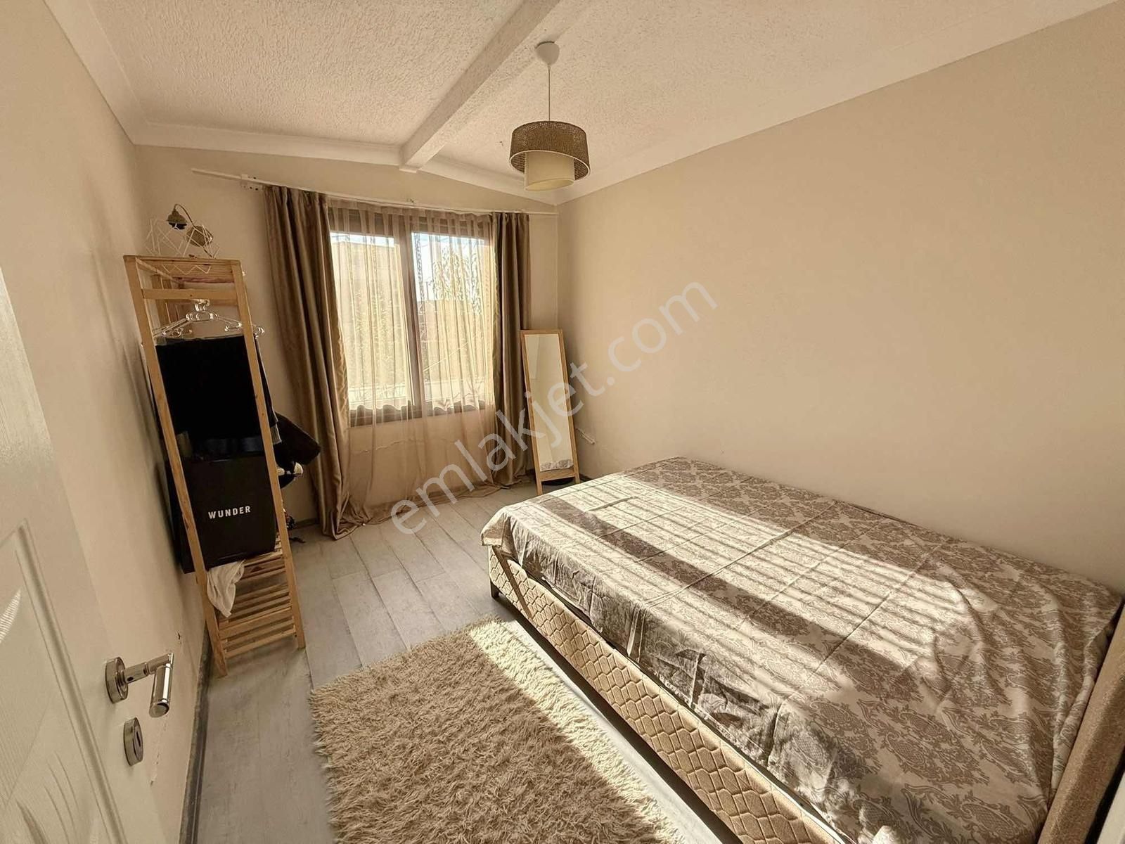 ꧂꧂ Çok Şirin Kullanışlı Denize 1 Km 2+1 Tekkatlı Müstakil - Görsel 2