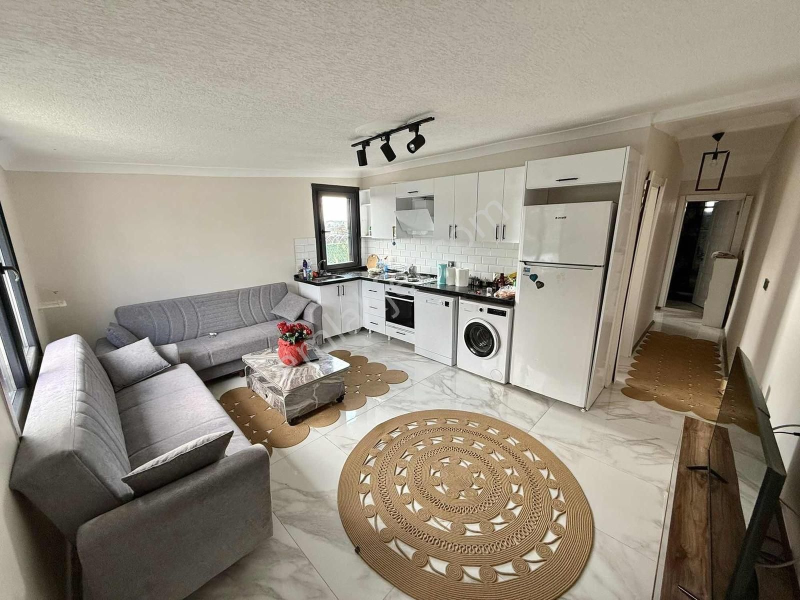 ꧂꧂ Çok Şirin Kullanışlı Denize 1 Km 2+1 Tekkatlı Müstakil - Görsel 15