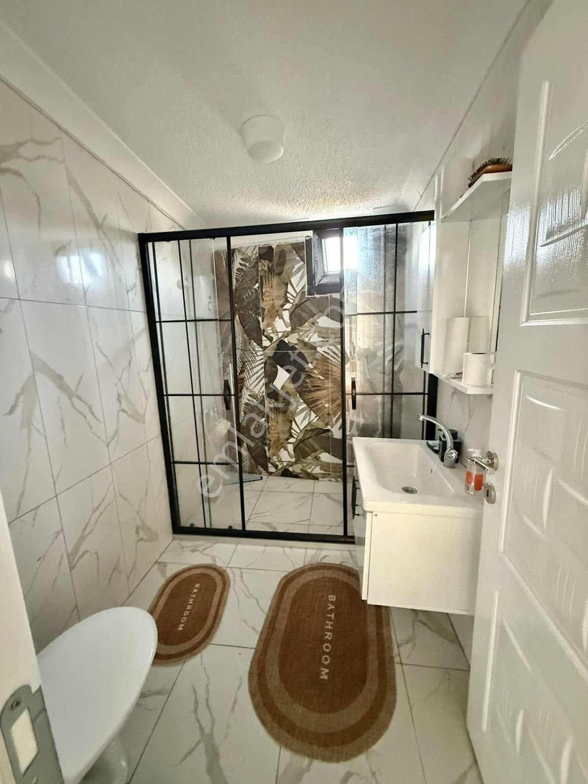 ꧂꧂ Çok Şirin Kullanışlı Denize 1 Km 2+1 Tekkatlı Müstakil - Görsel 3