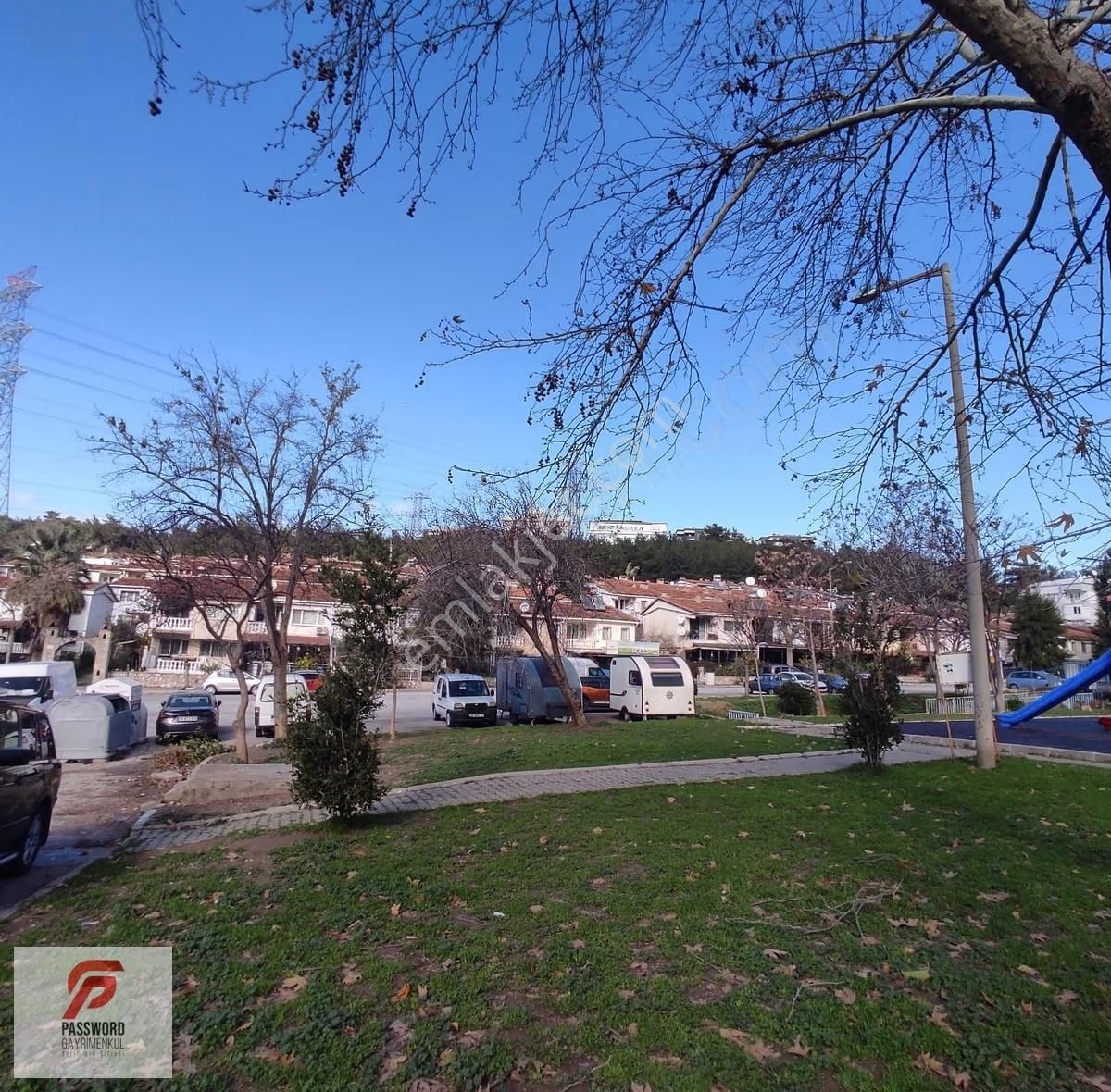 Bornova Evka 3'te Satılık 3+1 Villa - Görsel 17