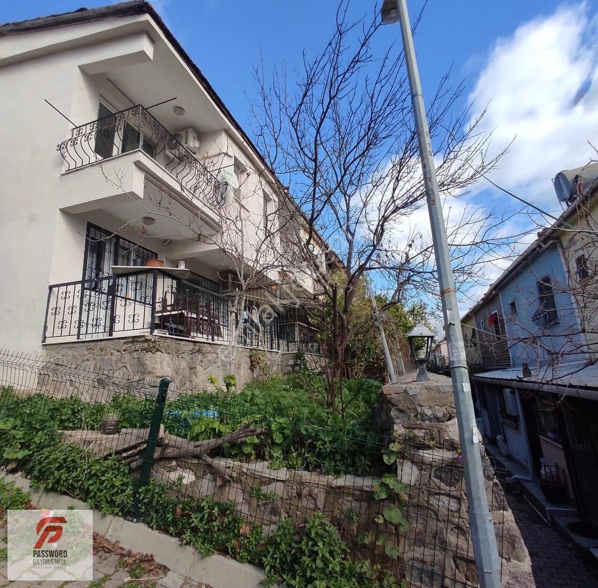 Bornova Evka 3'te Satılık 3+1 Villa - Görsel 5