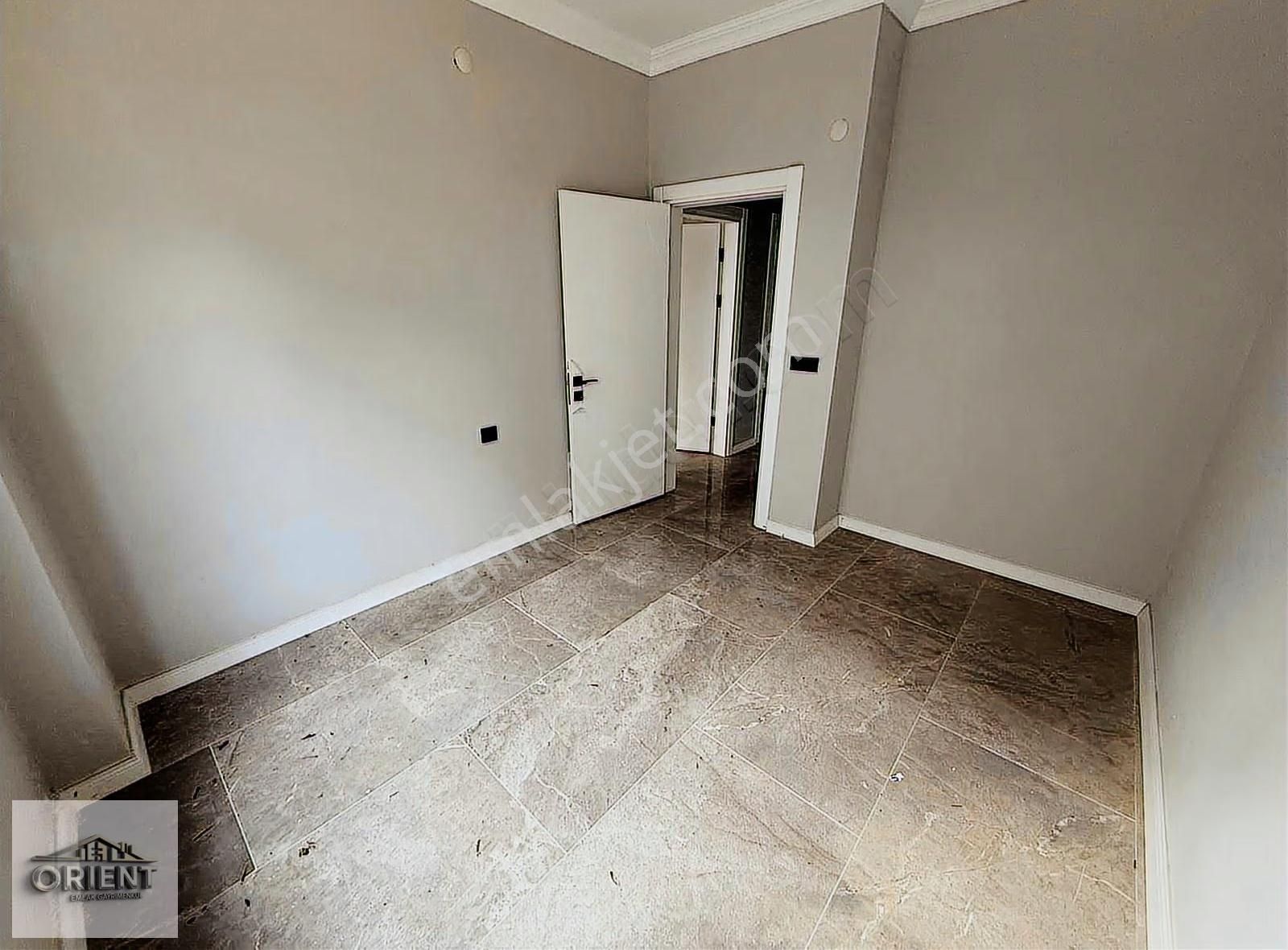 Denize Yürüme Mesafesinde Havuzlu Verandalı 2+1 Bahçe Katı - Görsel 15