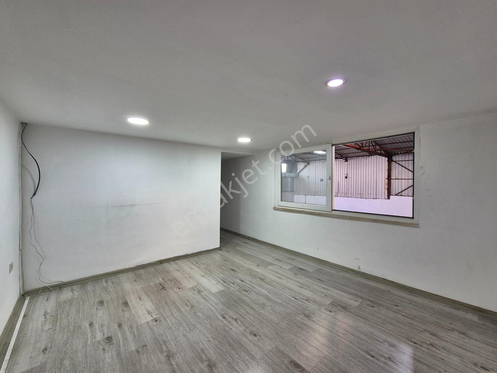 Antalya Muratpaşa Yenigöl Mahallesinde 600m² Kiralık Depo - Görsel 14