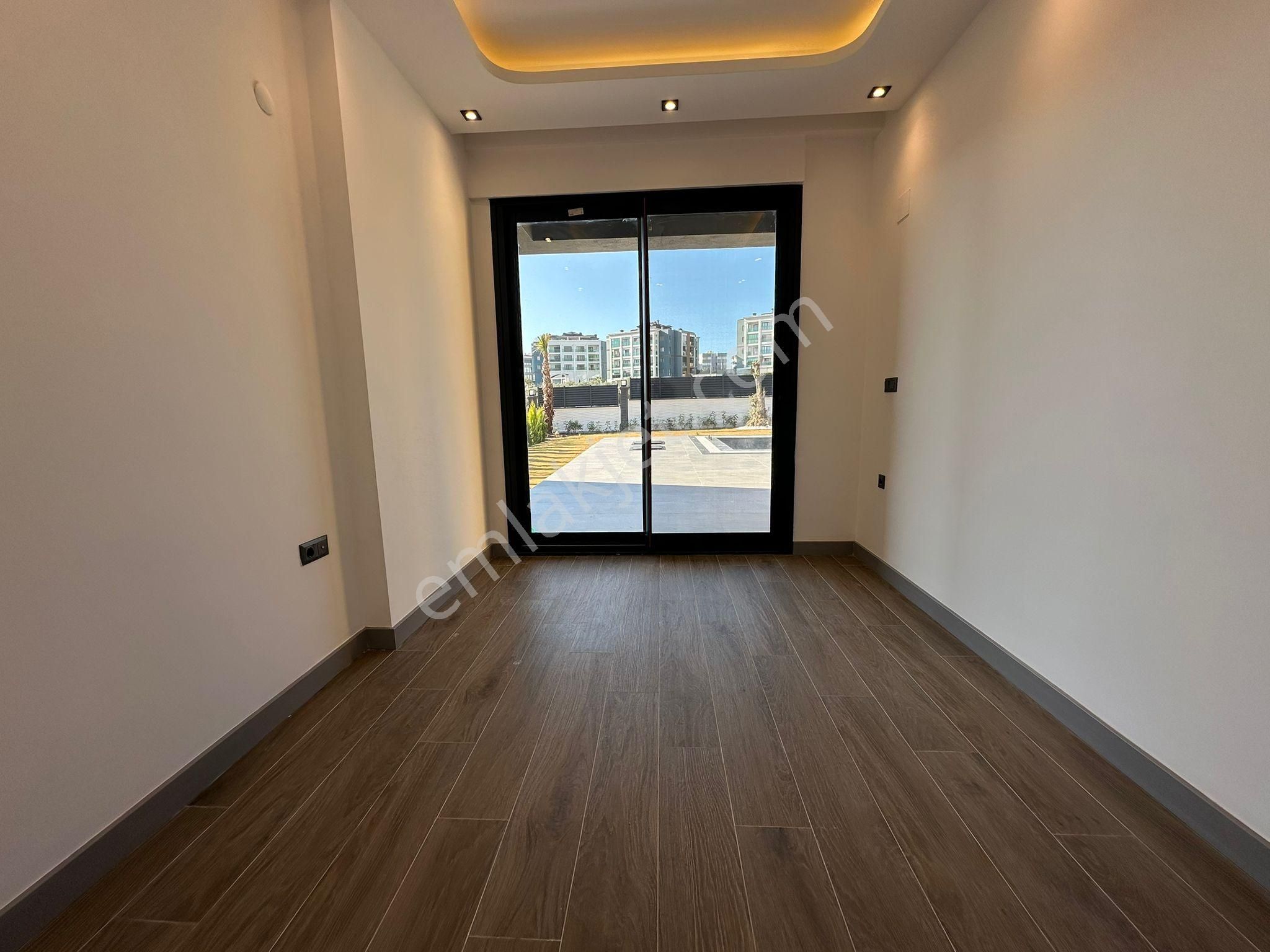 Ege Mahallesinde Ayrıcalıklı Yaşam 500m² Bahçeli Müstakil Villa - Görsel 27