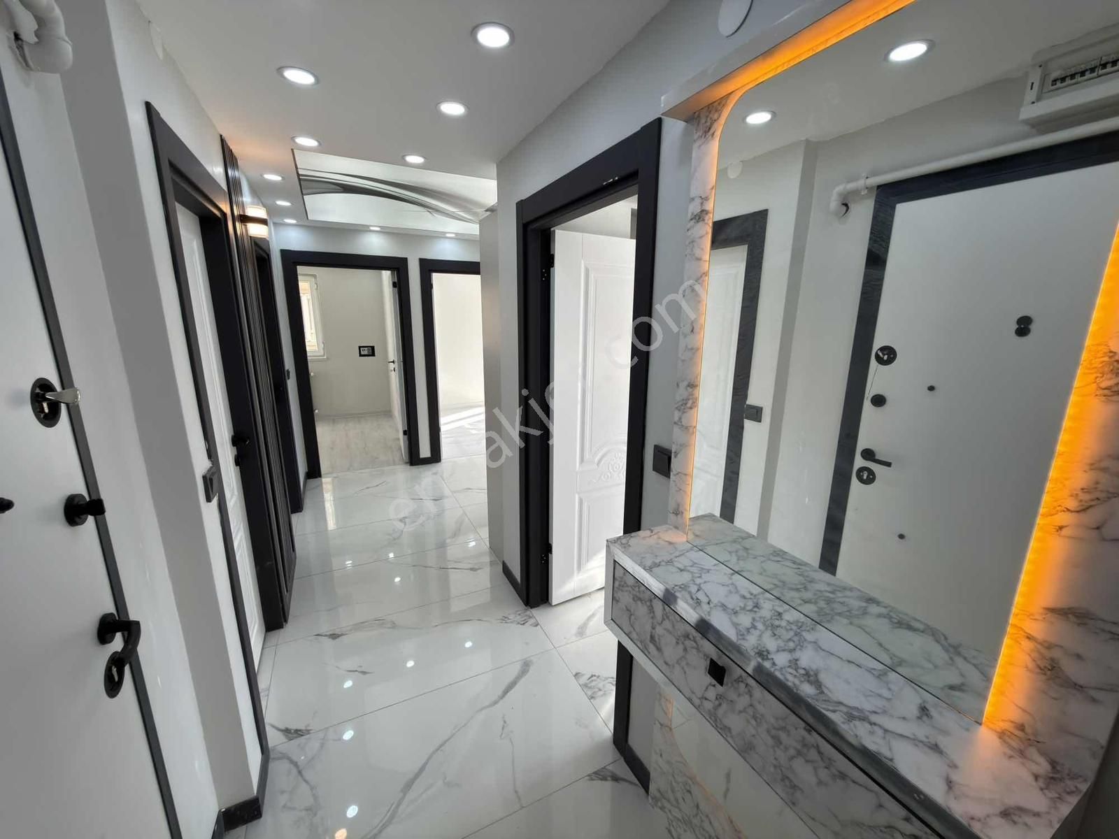Eviva'dan Alsancak Mah. Ultra Lux Yapılı Asansörlü Satılık Daire - Görsel 35